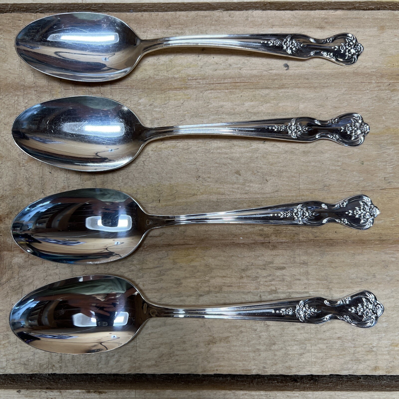WM Rogers 1951 MAGNOLIA/INSPIRATION Silverplate Soup Spoons – Set of 4