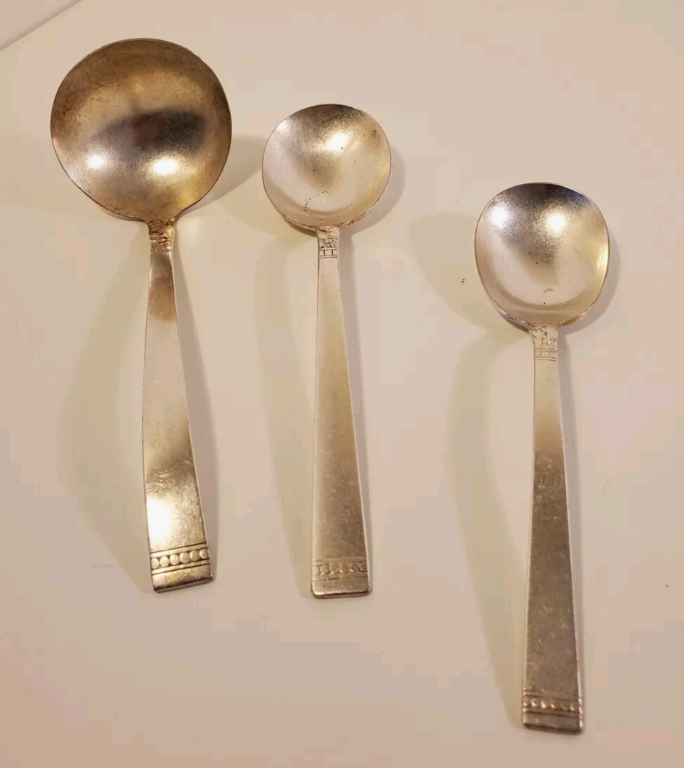 Community Plate By Oneida Forever 1939 Spoons Of Different Types Lot Of 3