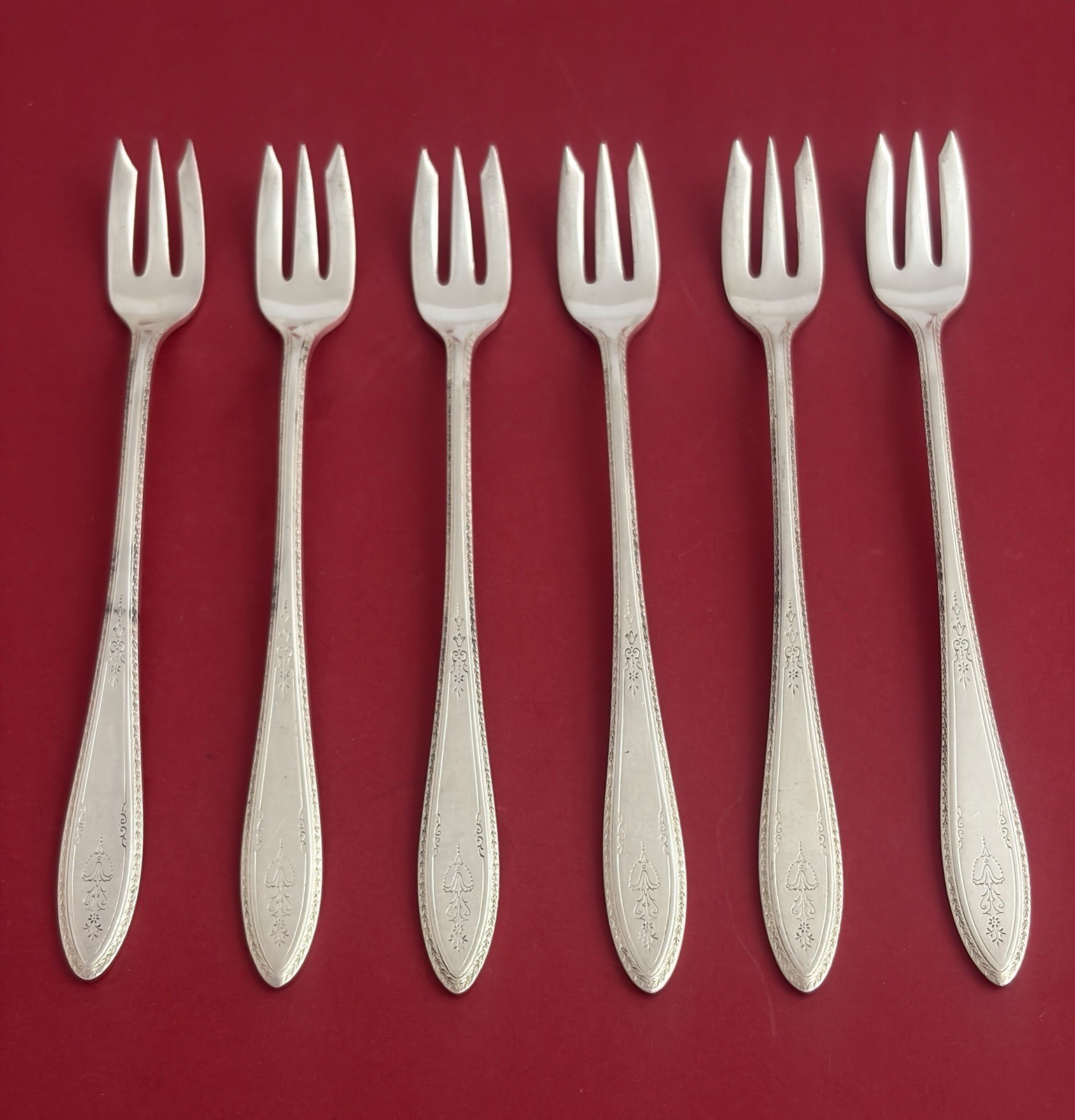 1847 Rogers Bros ARGOSY International Silverplate Oyster/Pickle Fork – Set of 6