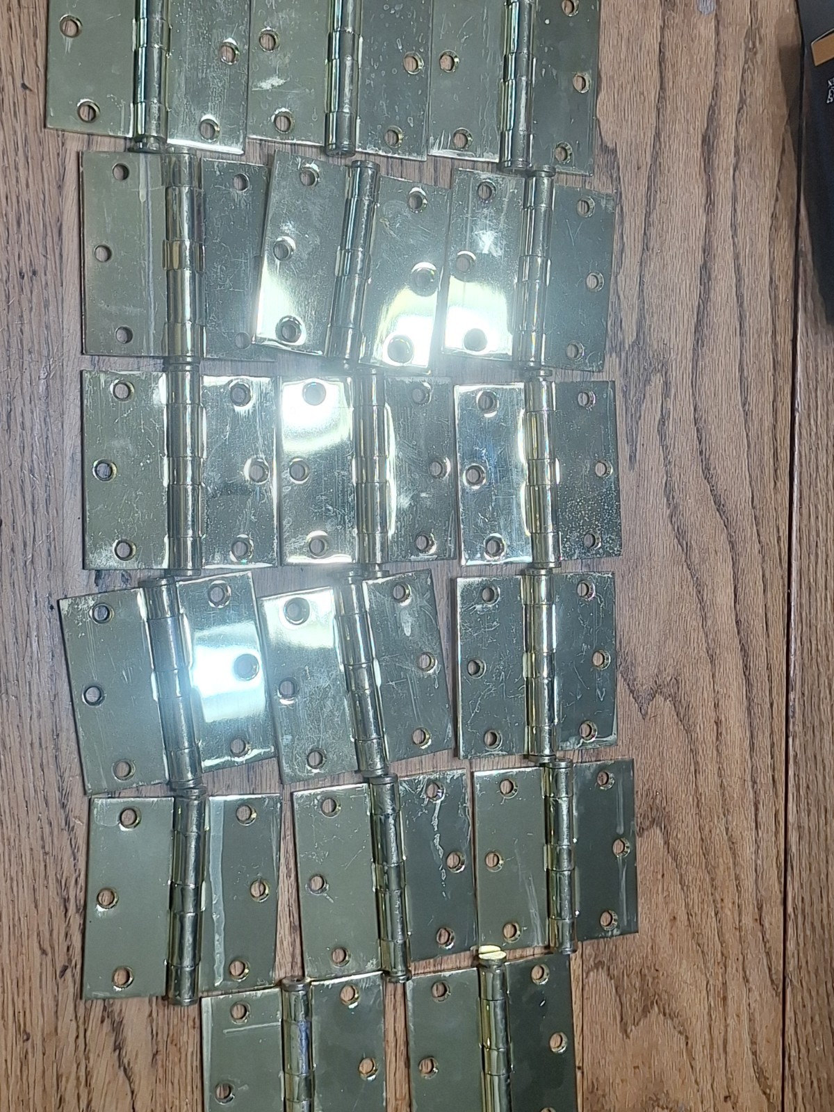 17 Hinge Vintage 3.5″ Brass Plated Door Hinges Screws Lot Used Heavy Duty