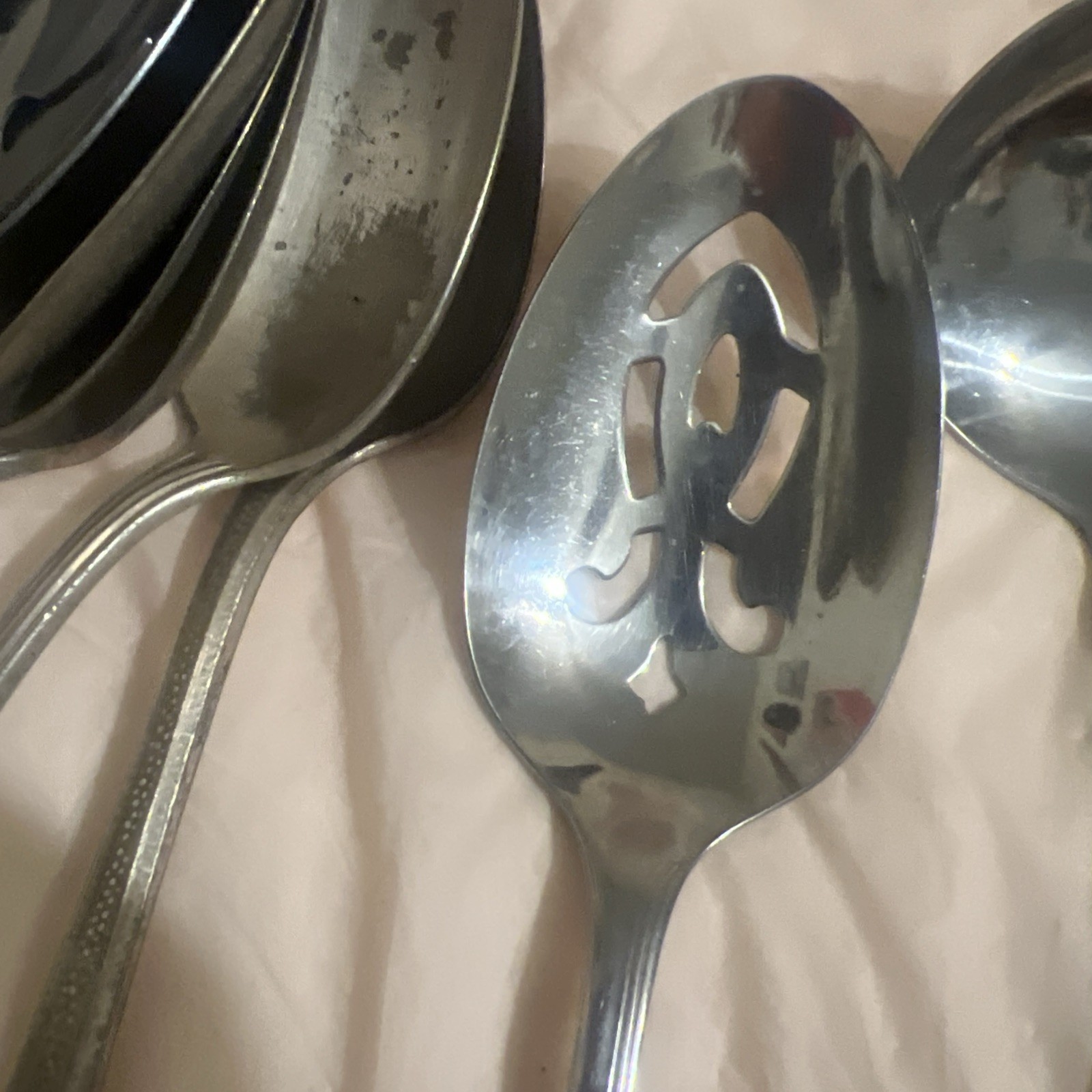 Vtg Mixed Lot 31 Pieces SilverPlate & S.S. Serving Utensils Spoons Forks READ