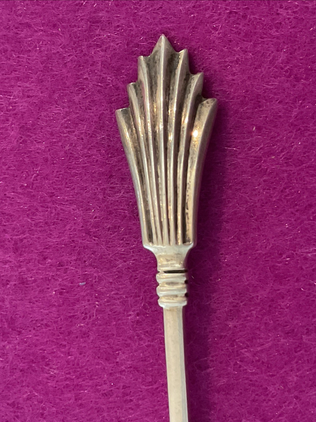 York Pattern by Gorham 5″ Sterling Silver Cocktail Seafood Fork Feather Design