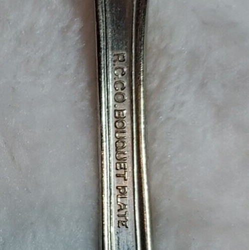 RCCO Rogers 1924 Bouquet/Vendome Silverplate – SET of 8 SPOONS