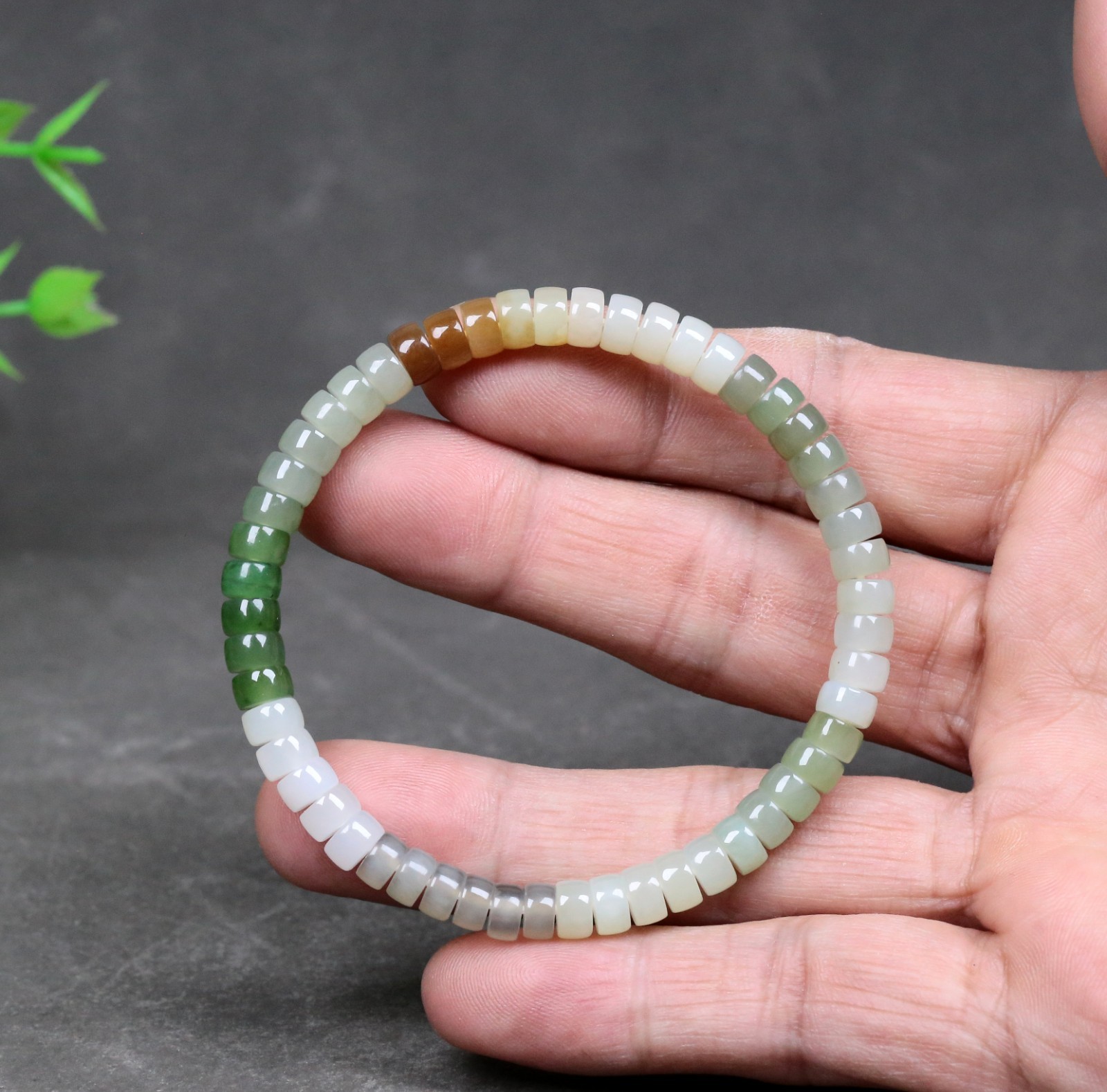 CERTIED 100% HETIAN JADE BRACELETS和田玉多宝手链，实物非常非常漂亮！ 6 mm