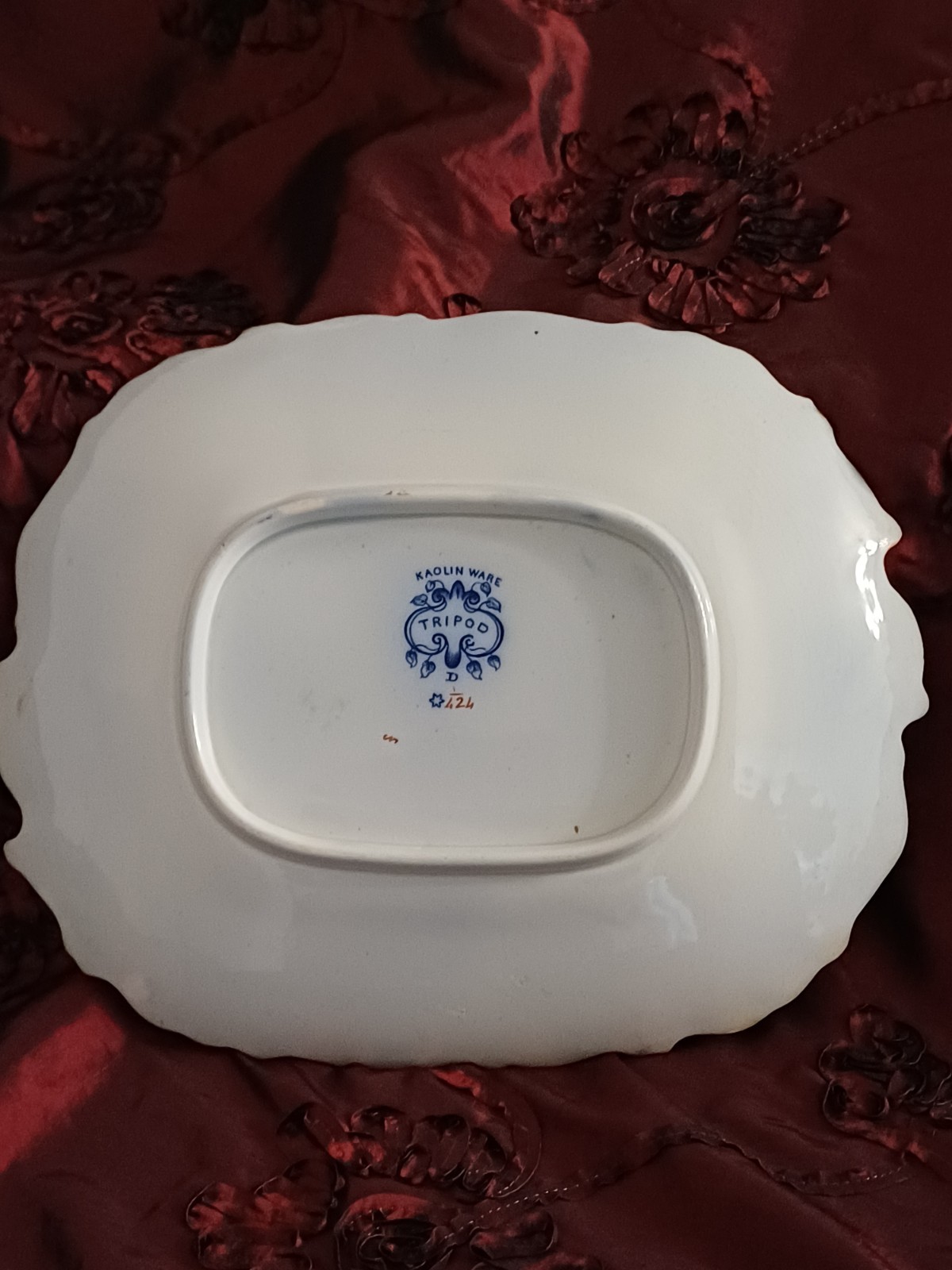 Thomas Dimmock Platter Kaolin Ware Tripod Pattern C.1850 Antique