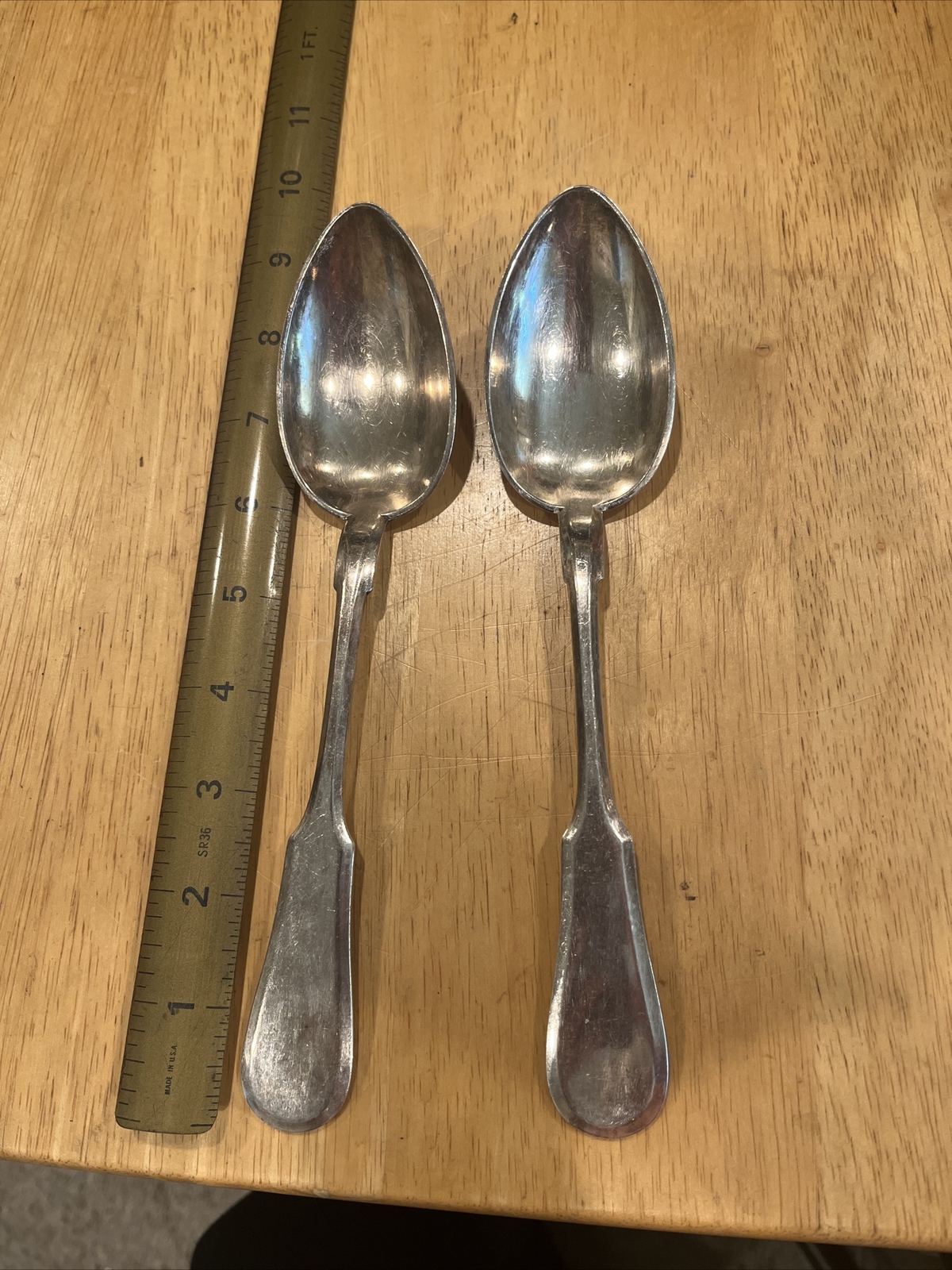 FRAGET PLAQUE SERVING SPOONS / quantity 2 / vintage