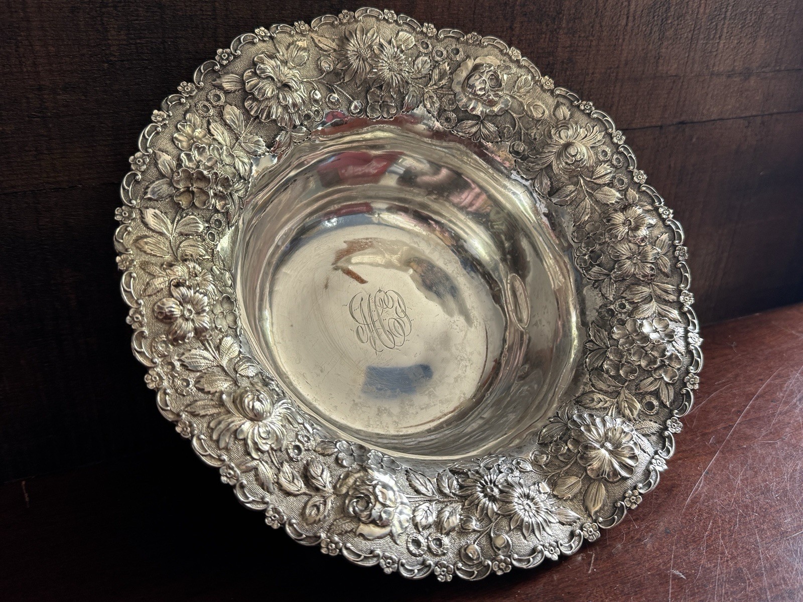 A.G. Schultz & Co Sterling Silver 9″ Repousse Serving Bowl c 1910 273g Baltimore
