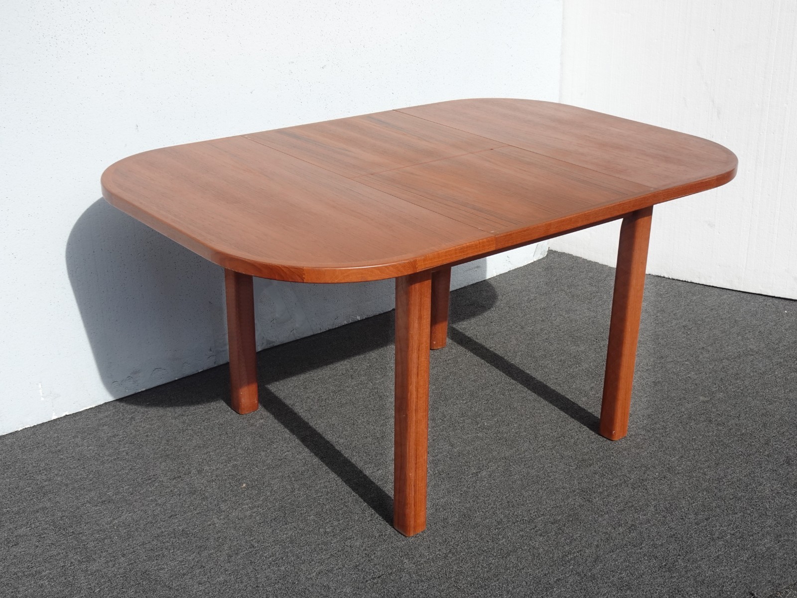 Mid Century Scandinavian Extendable Dining Table by Diethelm Scanstyle D-Scan