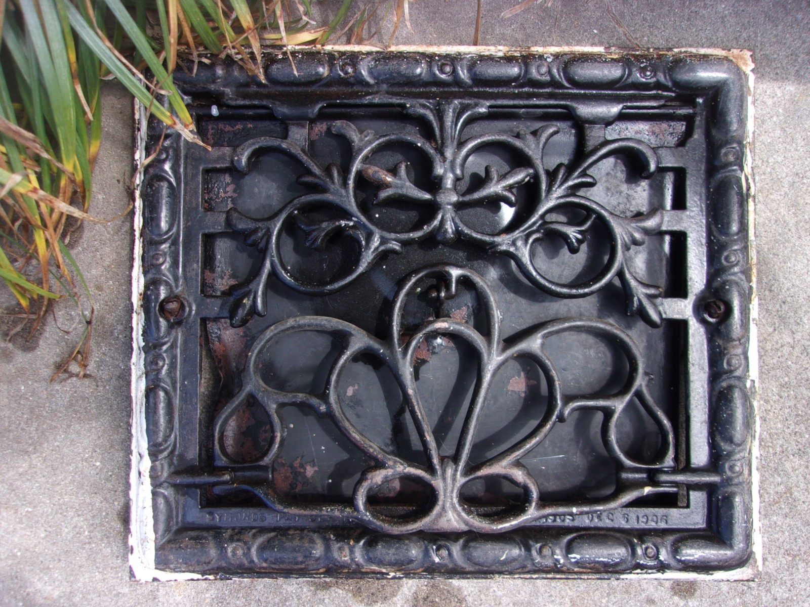 Antique Cast Iron Salvage Heat Vent Register Symonds Co Pat No. Sept 18 1900