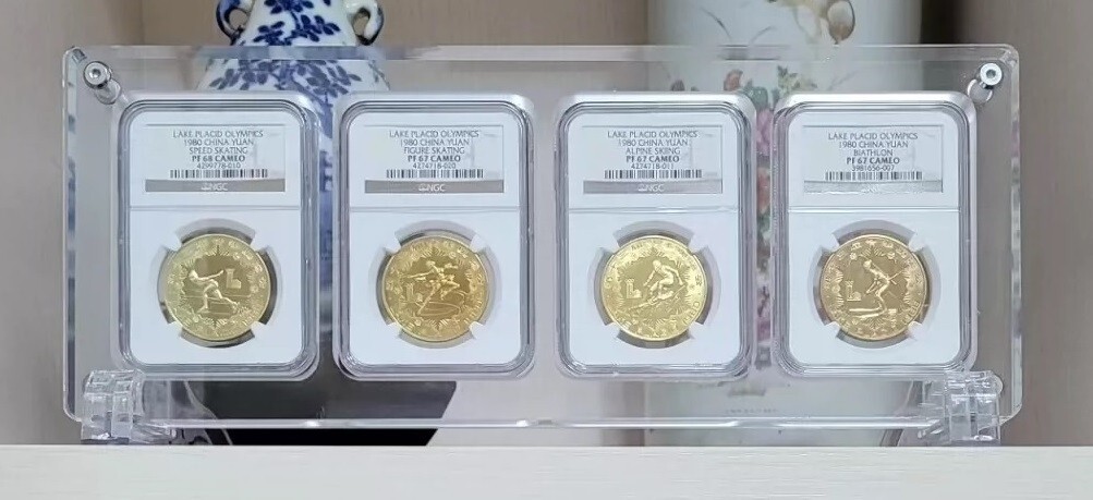 4 Grids Acrylic Display Frame Show Case Storage Box For NGC/PCGS Gold Eagle Set