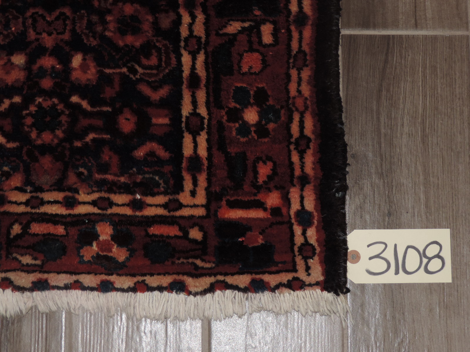 3x8ft. Handmade Herati Wool Runner