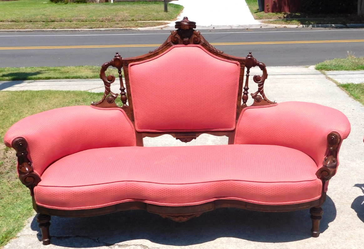 Parlor Set~~Walnut Victorian~~2 Piece