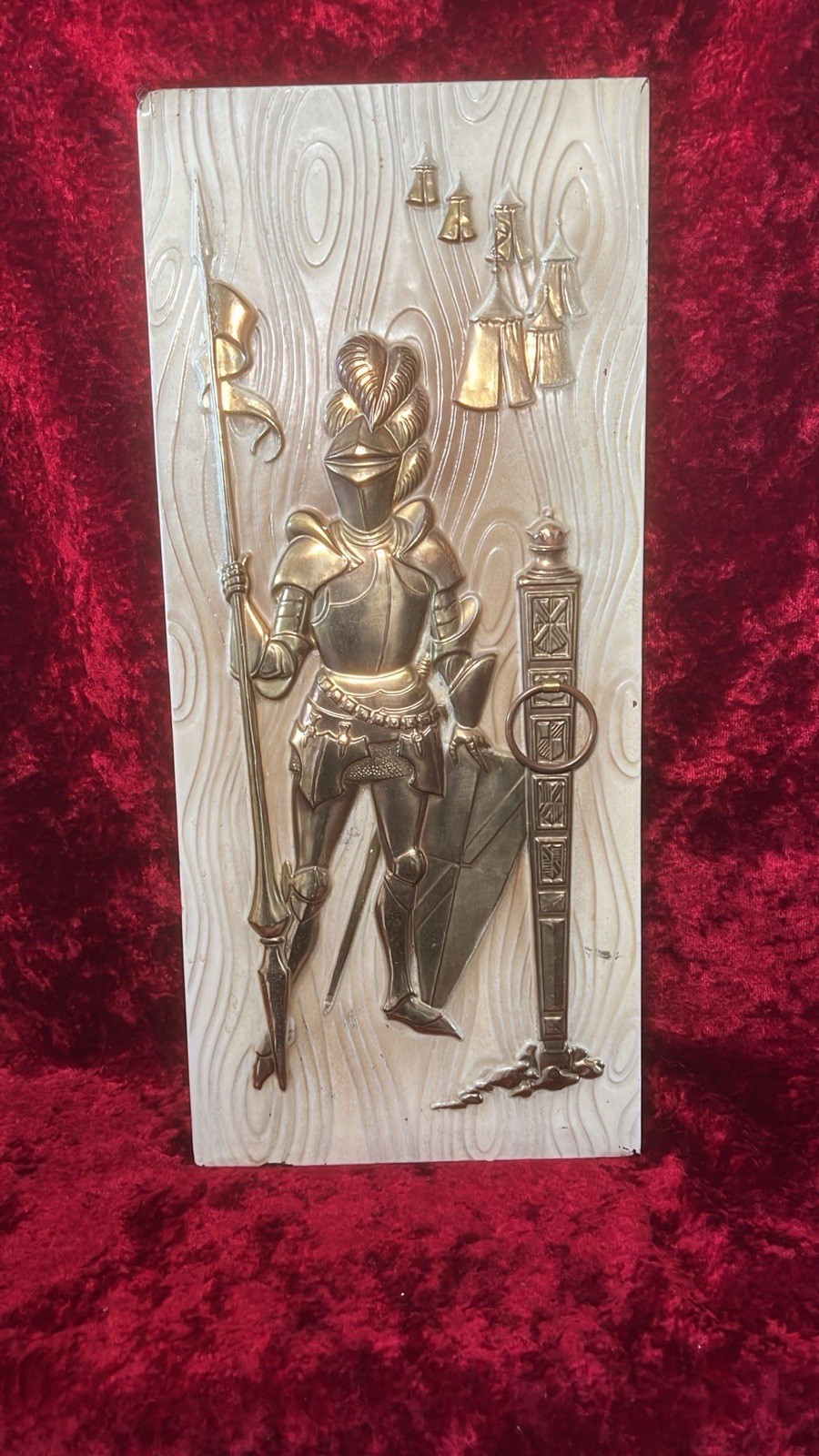 Vintage PEERAGE Embossed Brass Medieval Knight Wall Hanging Plaque England #781