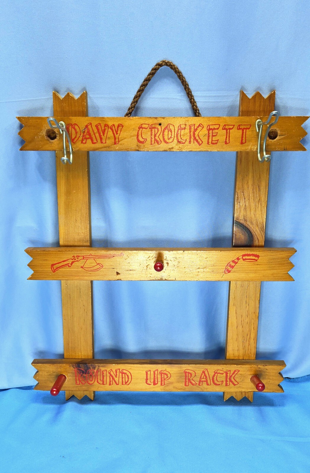 Old Vtg Wood Wooden Coat Hat Davy Crockett “ROUND UP RACK” Wall 18×15 Cowboy