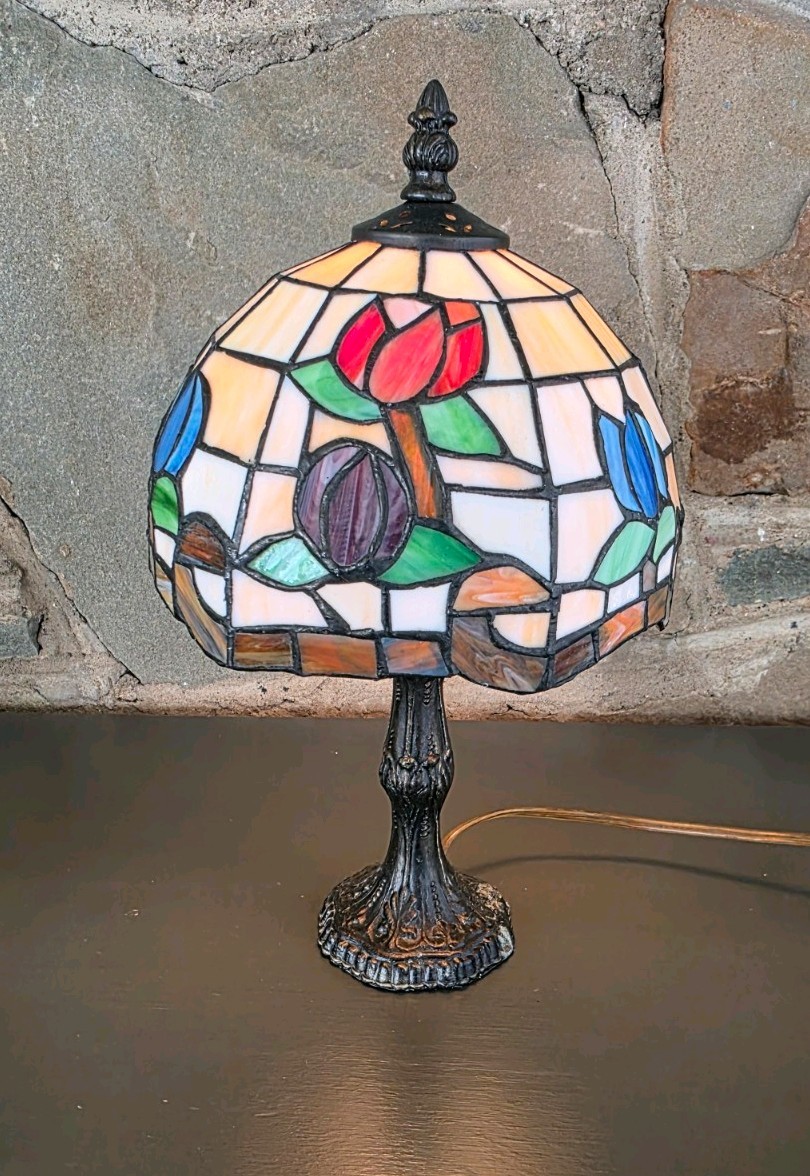 Tiffany Style Table Lamp Multicolor Floral 13″ Tall