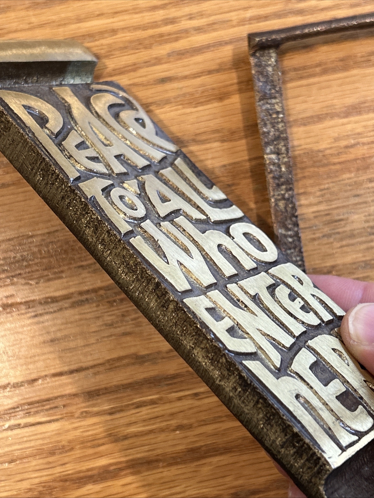 Mid Century Solid Brass Door Knocker “Peace To All Who Enter Here” 1969 Israel