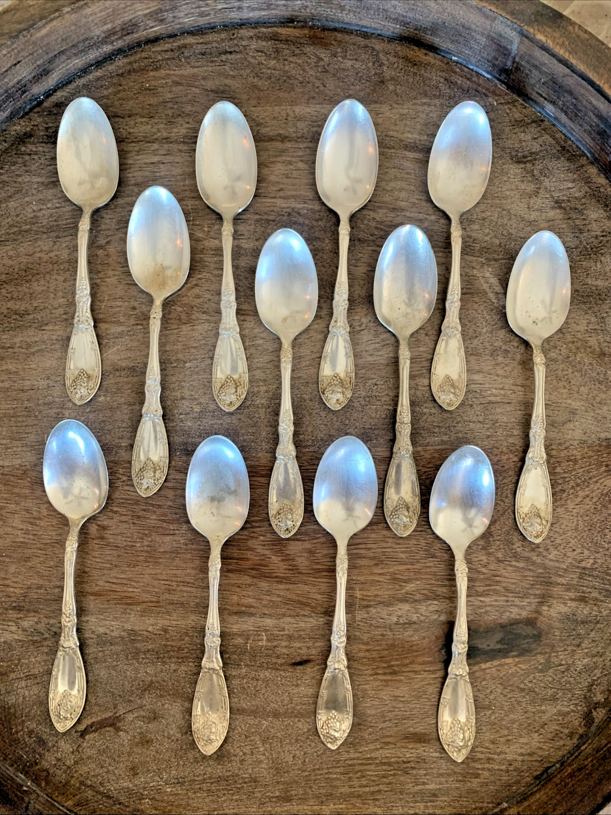 Antique Rogers A1 Silverplate La Vigne 6″ Teaspoons Flatware Set of 12