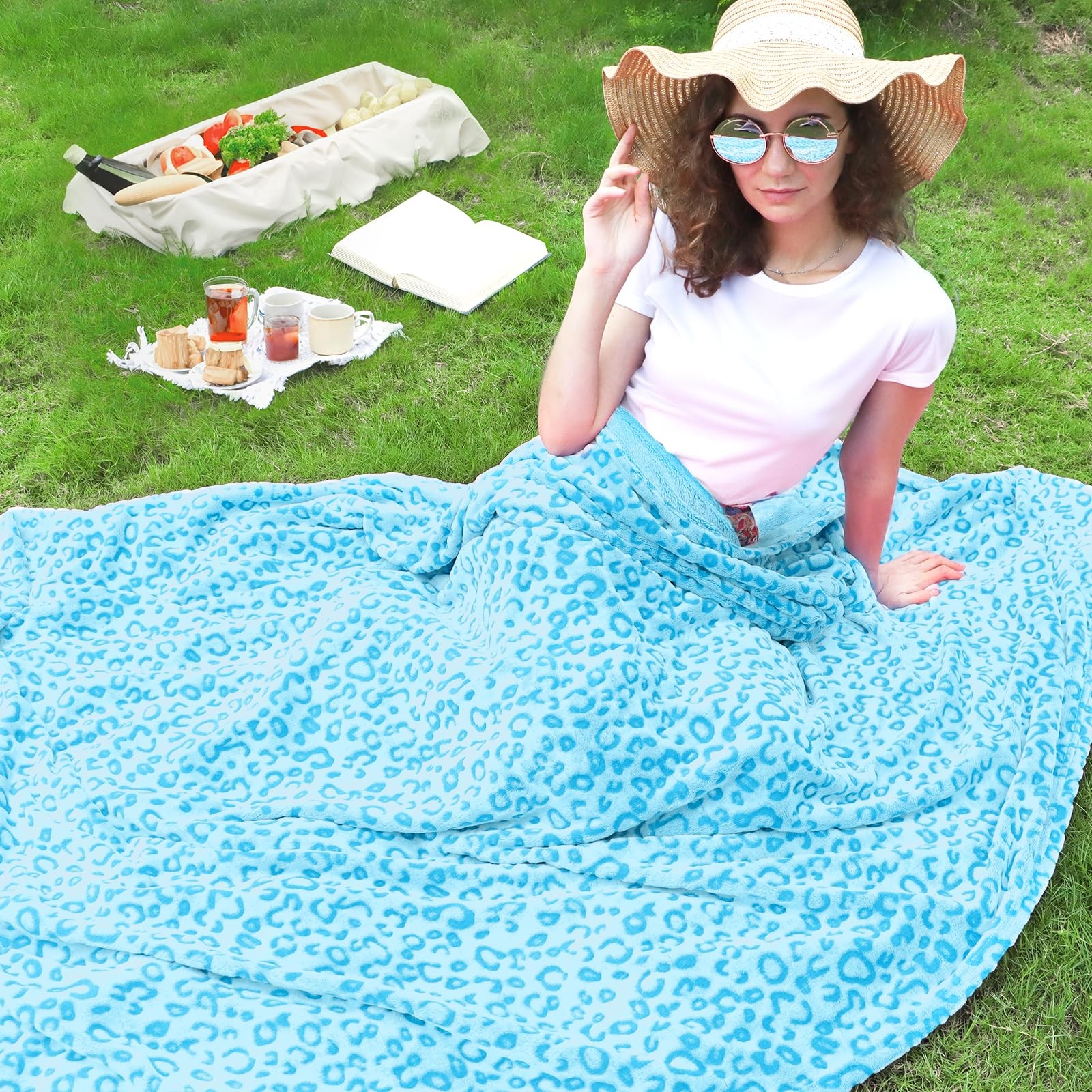 Blue Leopard Print Throw Blanket for Women, Ultra Soft Warm Cheetah Blanket, Fle