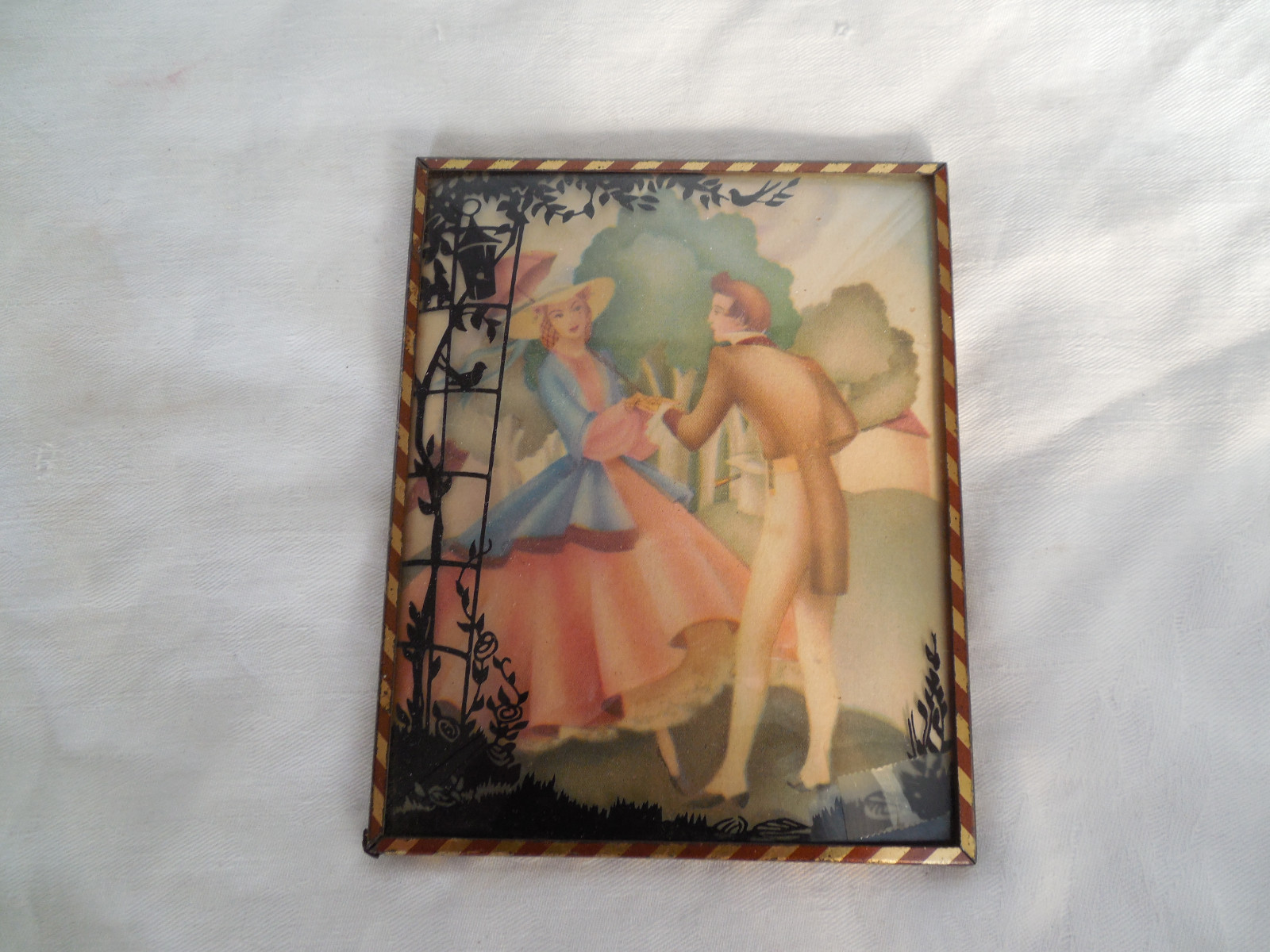 Vintage reverse painting silhouette courting couple W/convex glass*