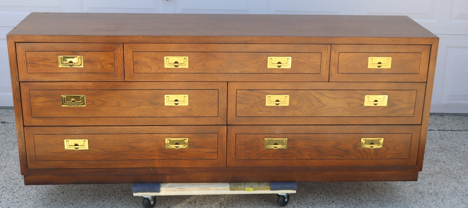 Vintage Henredon Dresser / Credenza – Mid-Century Style campaign Style