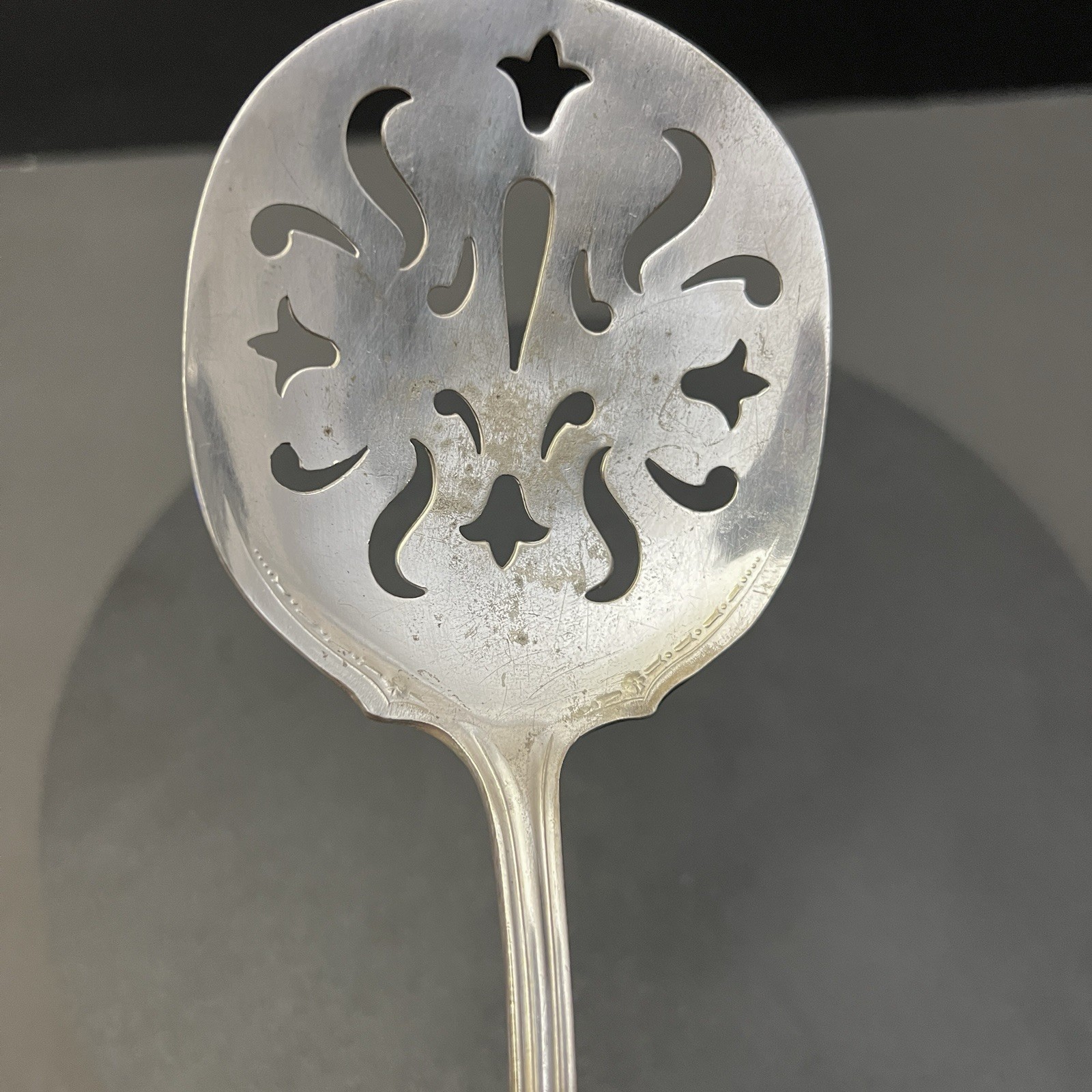 Sterling Silver Tomato Server – Approx 50g Sterling Handle Only