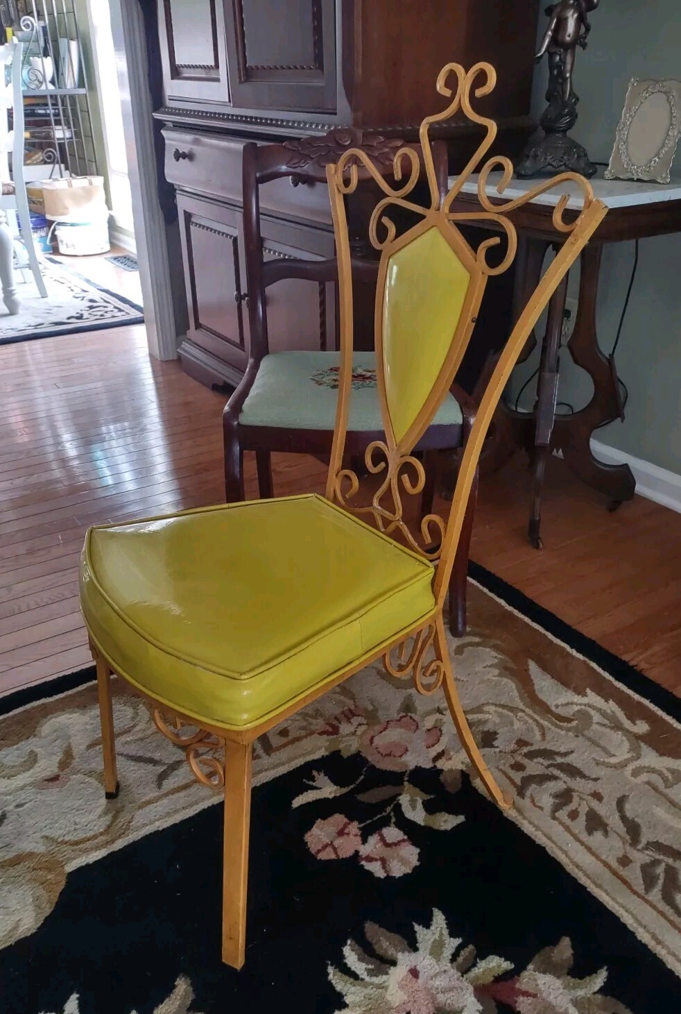Hollywood Regency Ornate Chair Vanity Yellow 37″ Vinyl