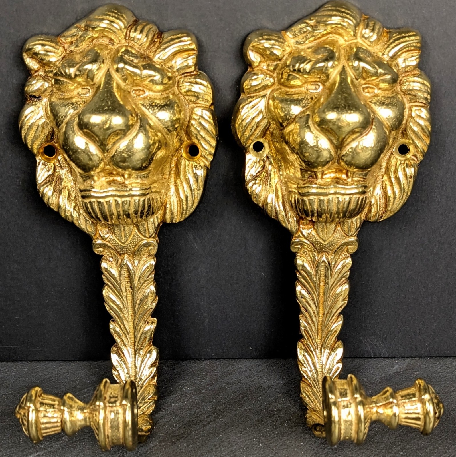 Solid Brass Lion Head Wall Brackets Pair Vintage Towel Bar Rod Holders