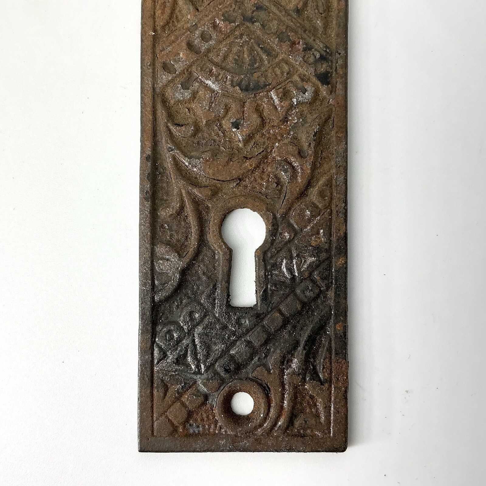 Antique Victorian Eastlake Doorknob Faceplate Back Plate Ornate Cast Iron 004