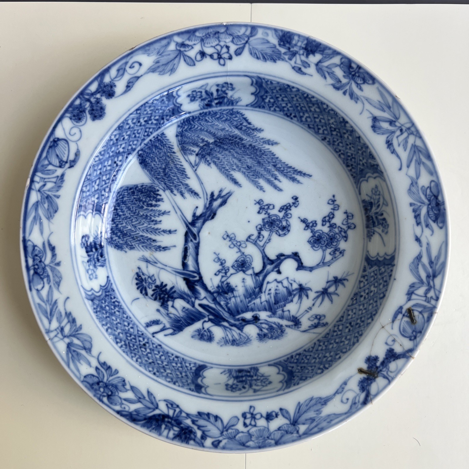 18th Century Chinese Antique Blue and White Plate Kangxi 1662-1722 Qing Dynasty