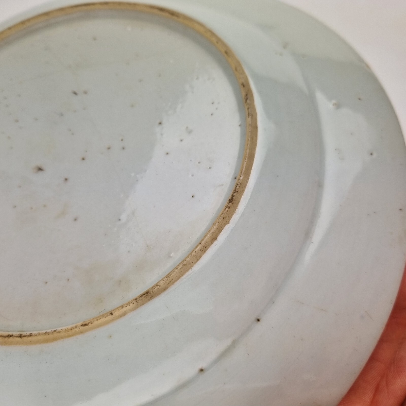 Antique Chinese Imari Plate Decorated With Flowers 22.5cm Diameter