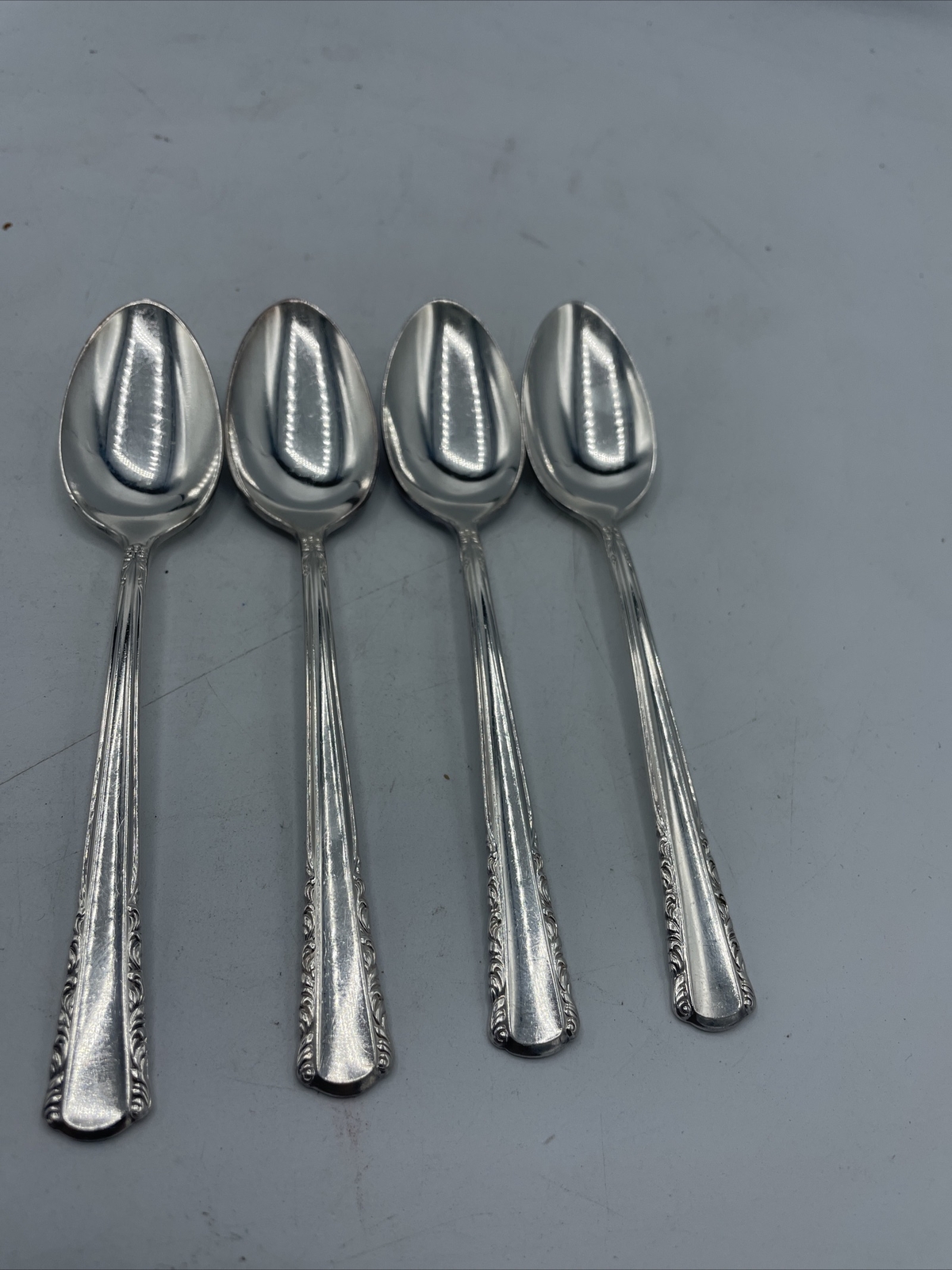 May Queen Inlaid by INTERNATIONAL SILVER Holmes & Edwards Set of 4 Teaspoons