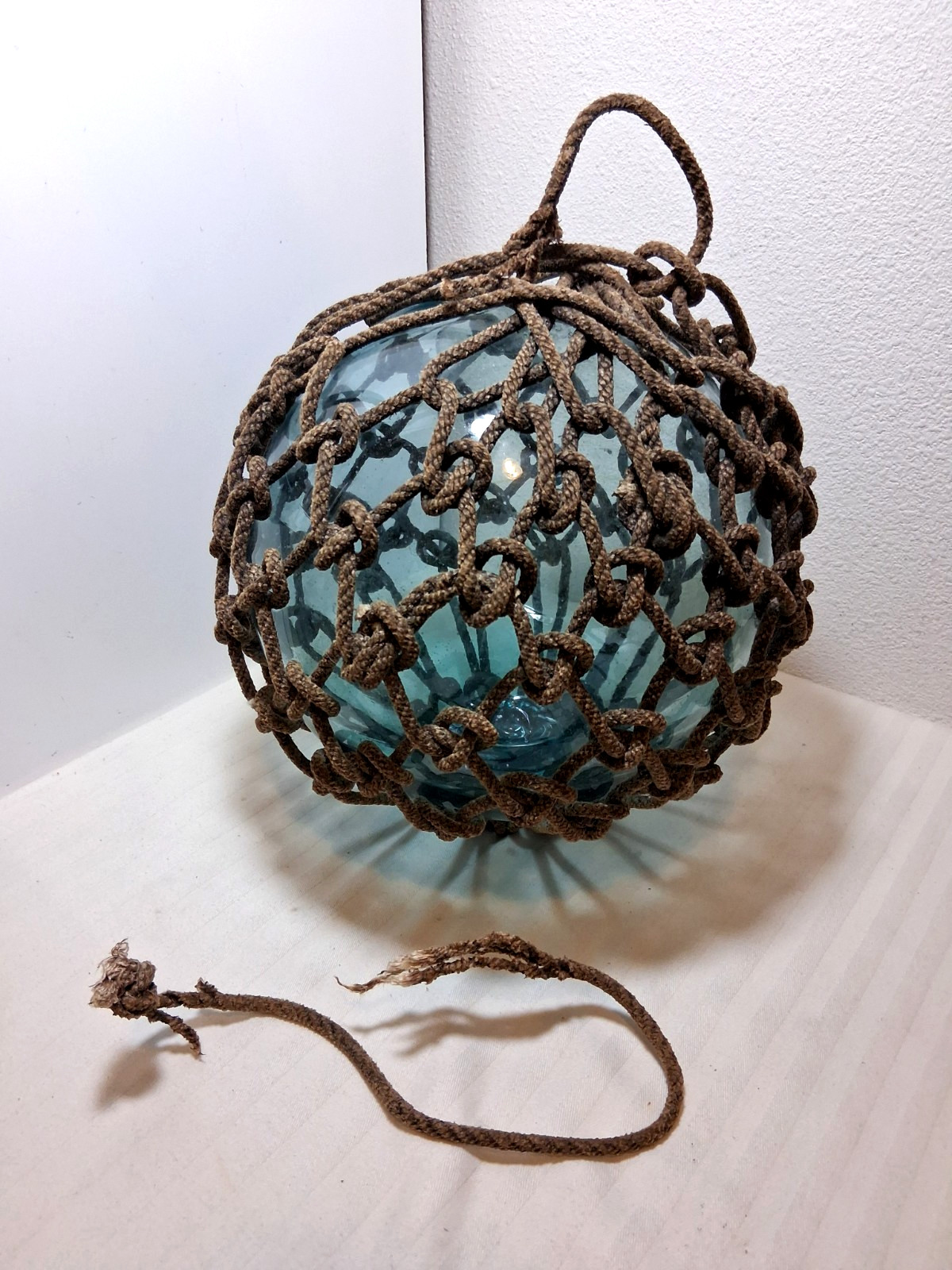 VINTAGE BLUE/GREEN 9″ GLASS FISHING FLOAT WITH NETTING