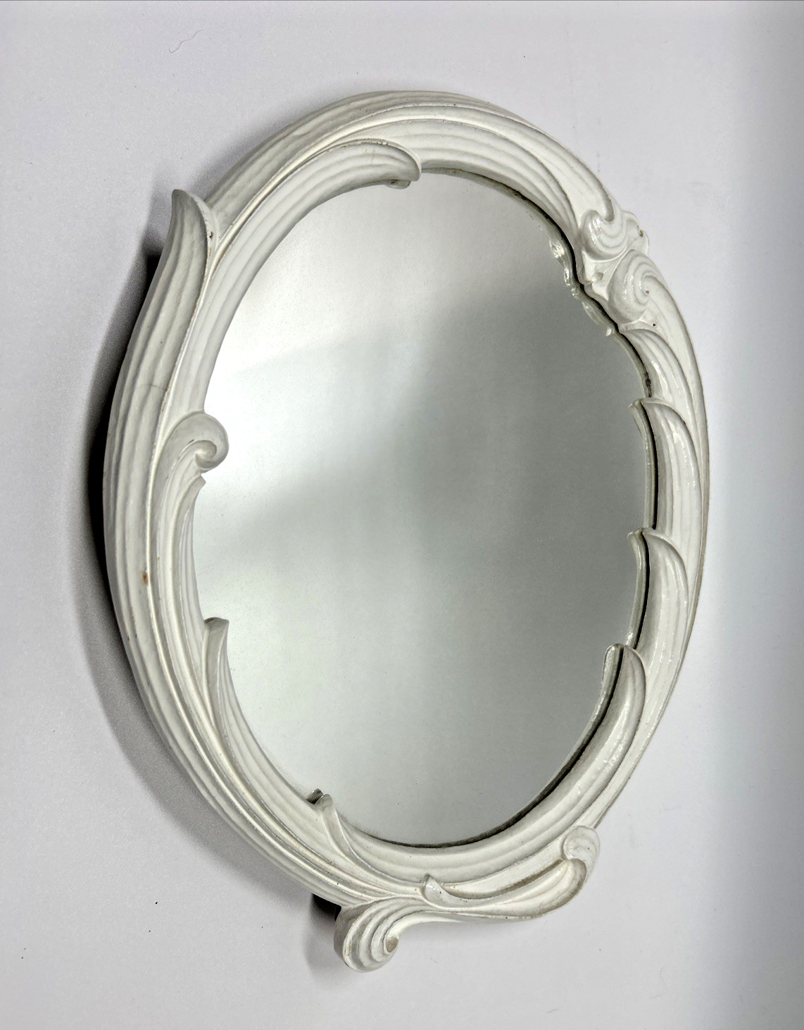 Syroco White Oval Wall or Standing Mirror 14″ 1960s Resin Molded Frame MCM Vtg