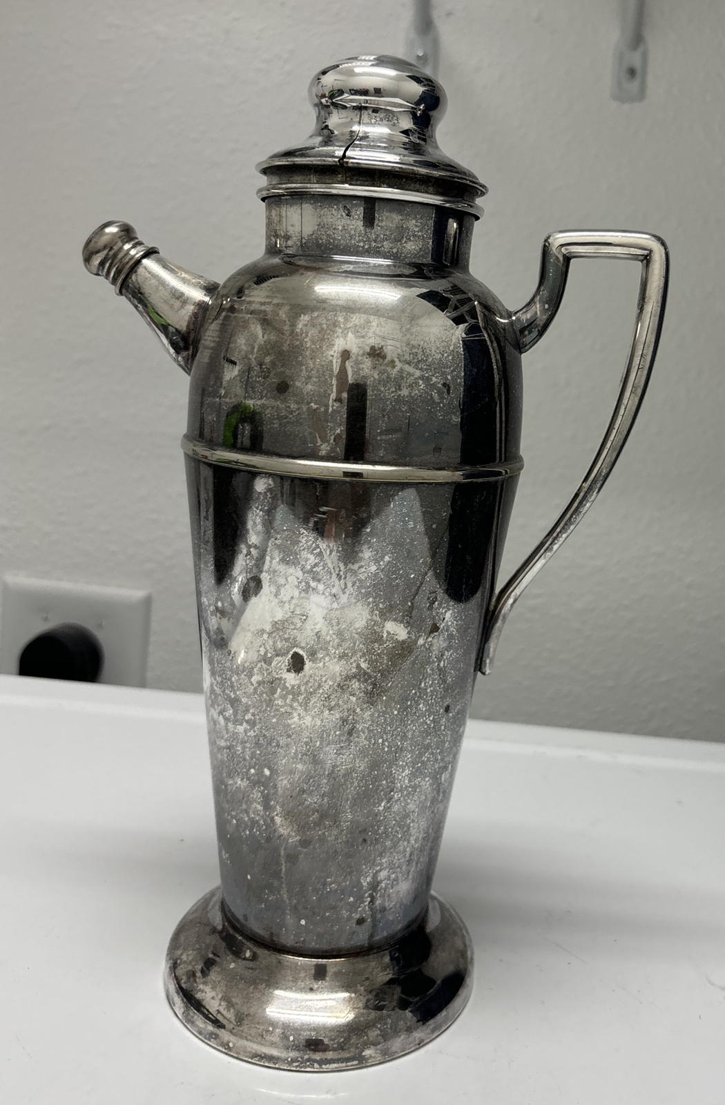 Antique silver plated cocktail pitcher, Forbes Silver Co, 48 oz, 11″,