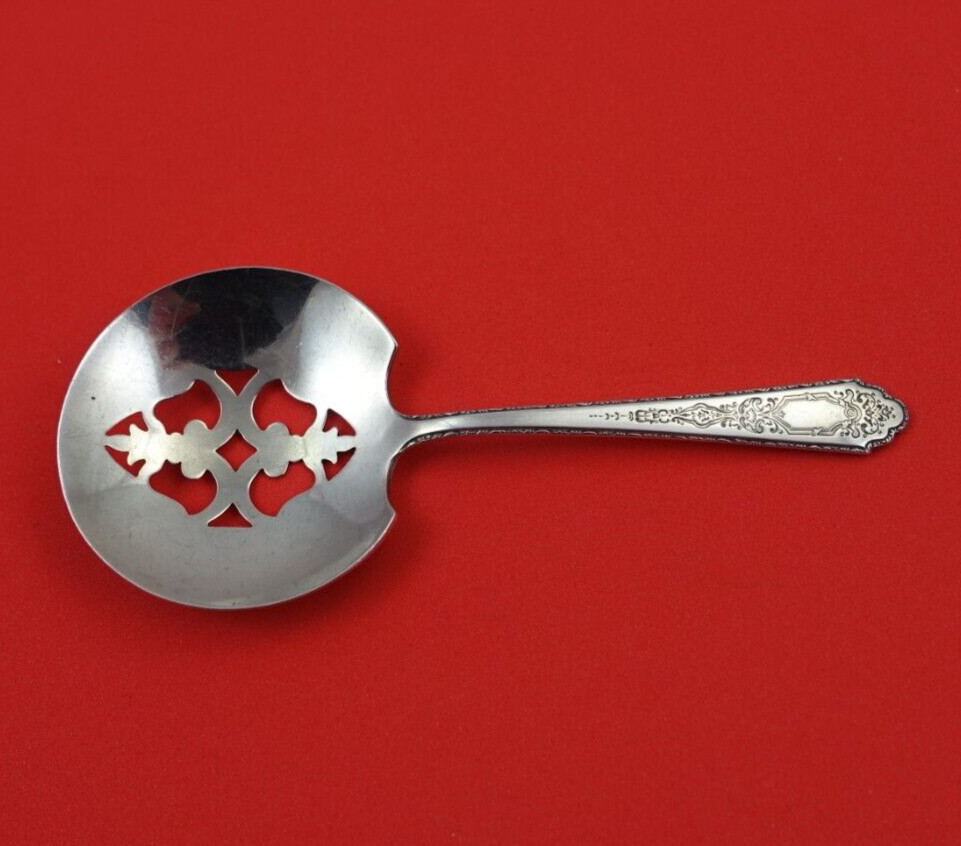 Mary II by Lunt Sterling Silver Nut Spoon Pierced 4 5/8″ Serving Heirloom