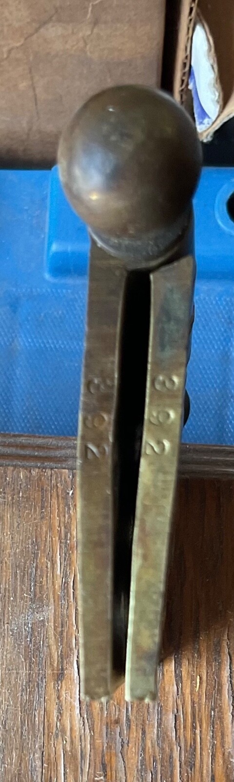 1 Pair Set Of 2 YALE & TOWNE brass bronze 4 1/2 x 4 1/2 early door hinges