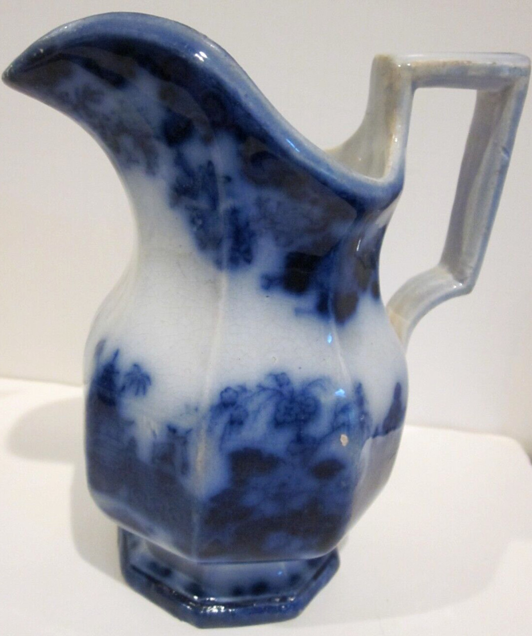 ANTIQUE FLOW BLUE CREAMER PITCHER 5.5″ TALL SCINDE PATTERN 1840’S J&G ALCOCK