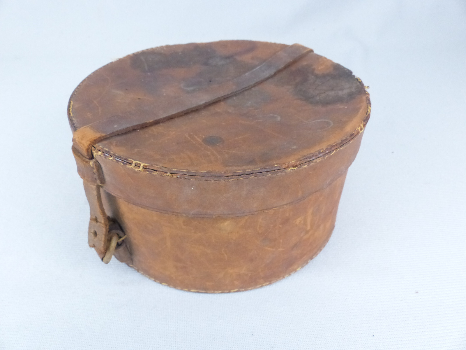 Antique French Leather Collar Box E. Pinon Rue Des Petite Champs
