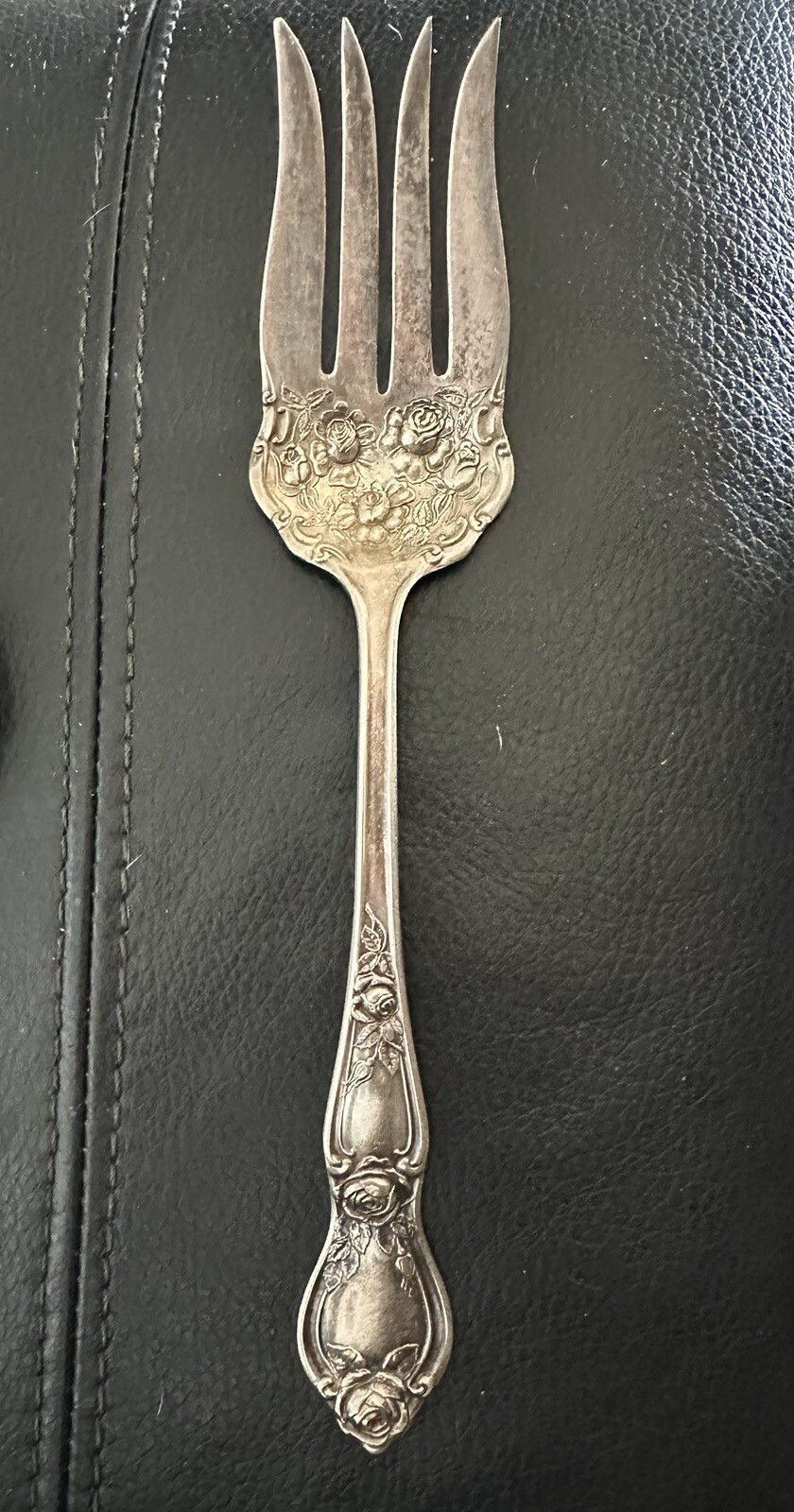 RC Co Meat Serving Fork – Rose Pattern 1903 Silver Plate 8.5 in