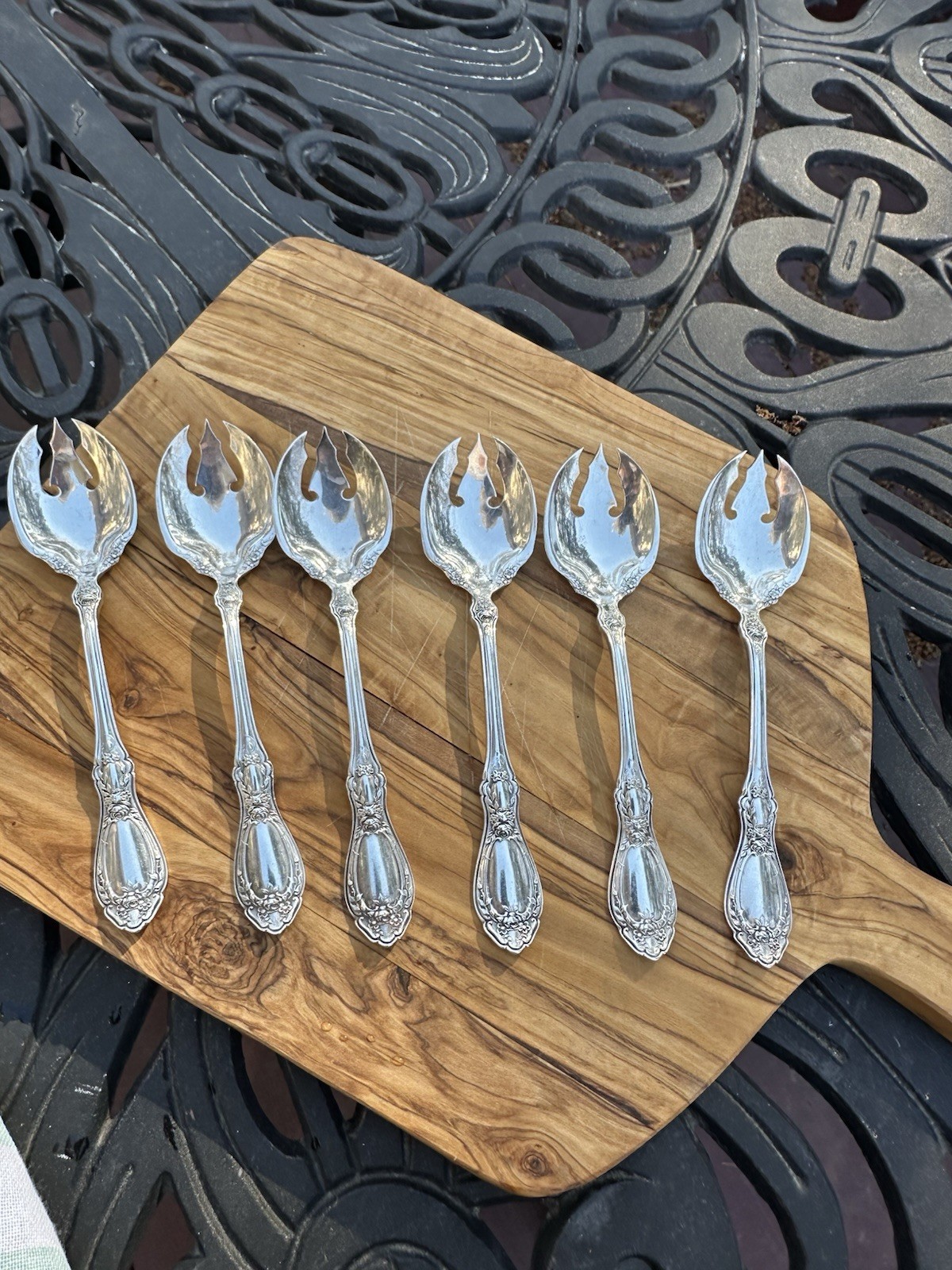 1847 Rogers “Sharon” Silverplate Ice Cream Fork Set – Flatware Lot of 6 -BUY NOW