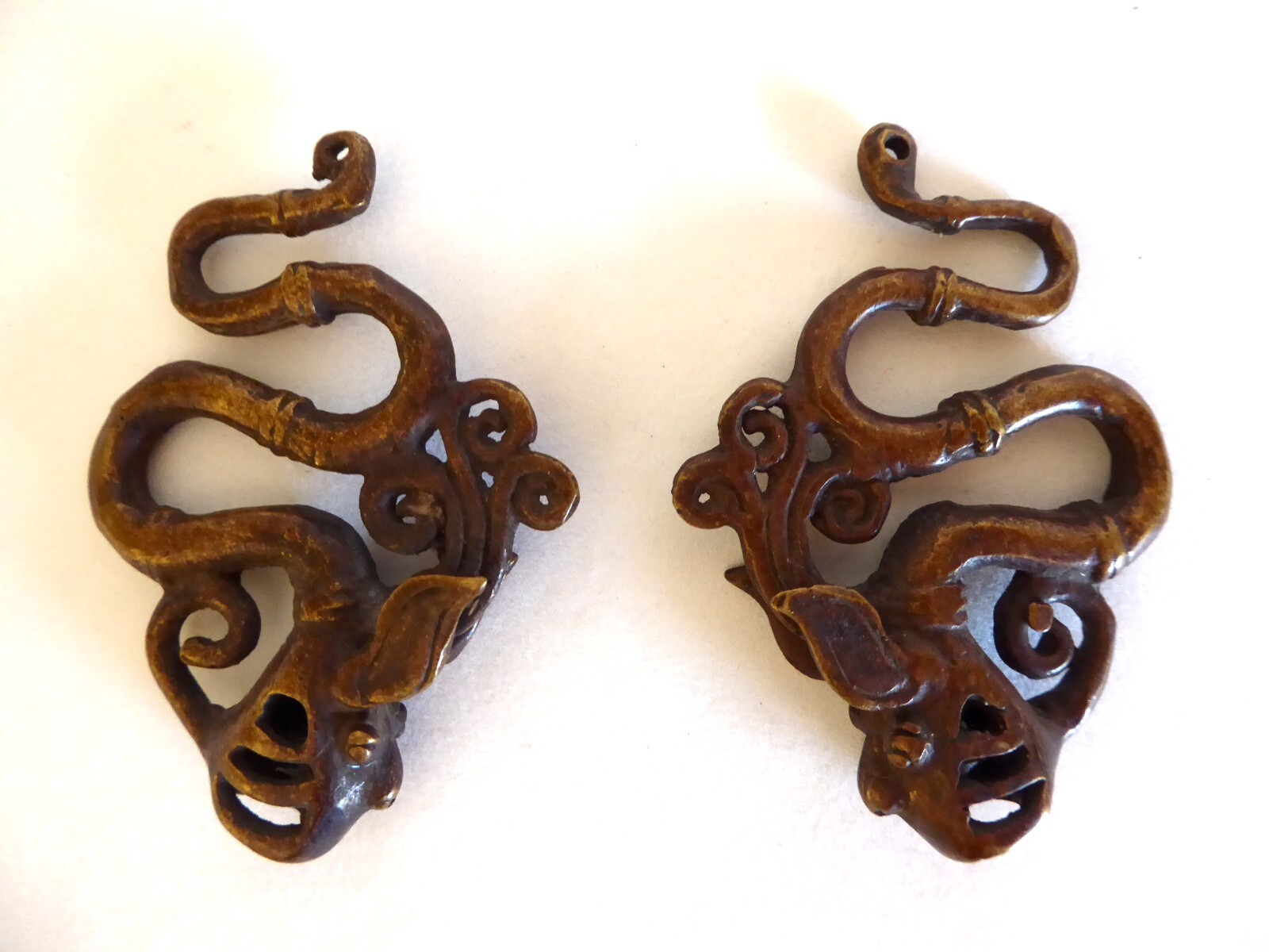 ANTIQUE DAYAK TRIBAL BORNEO INDONESIA BRONZE DRAGON EARRING DÉCOR
