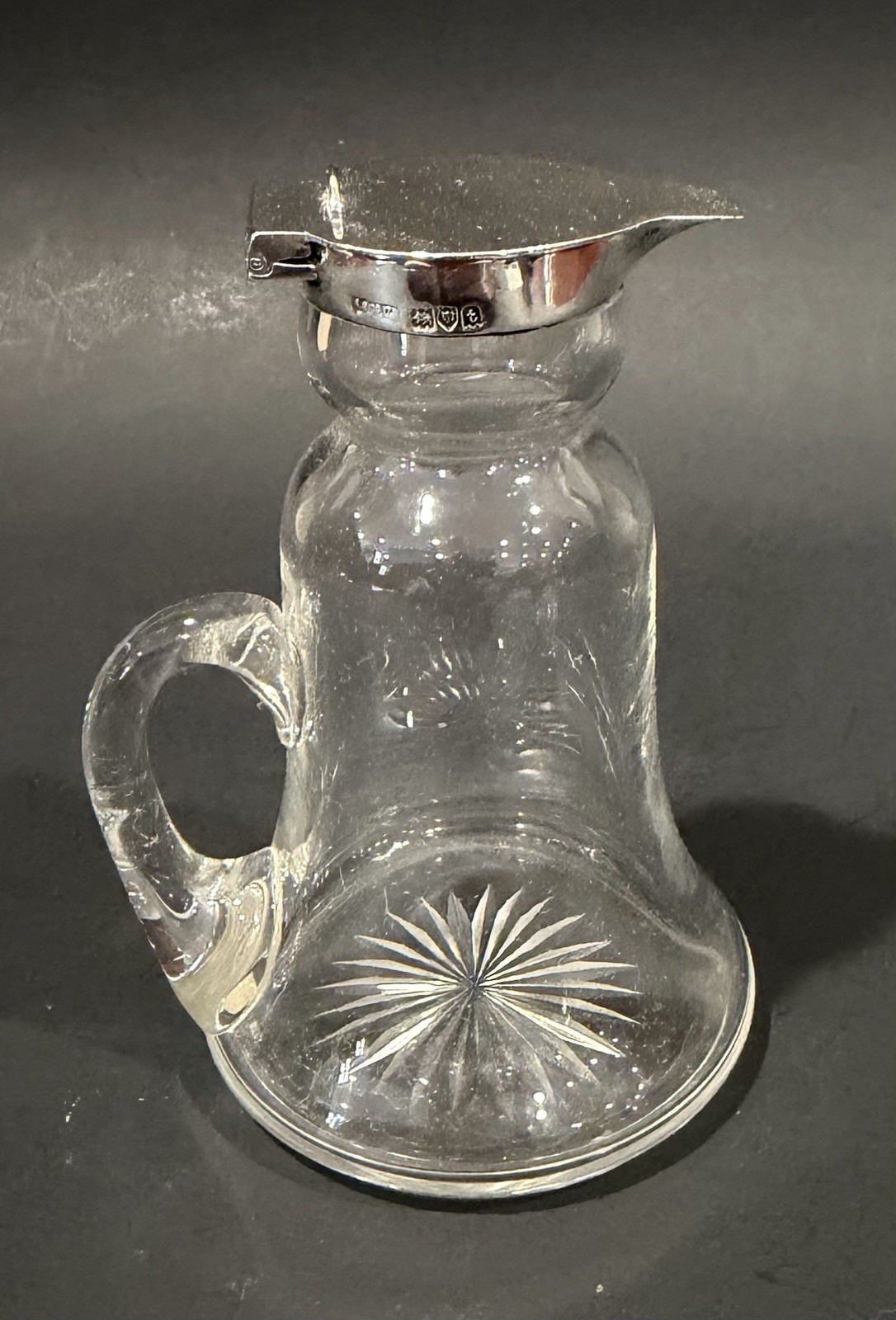 GOOD GEORGE IV SILVER MOUNTED WHISKEY/WHISKY NOGGIN – ASPREY & Co 1914