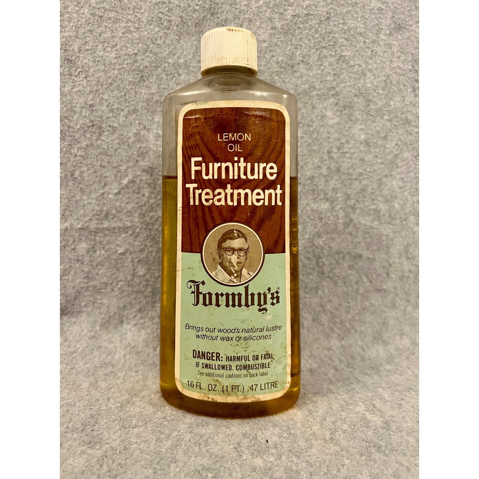 Formby’s Lemon Oil Wood Furniture Treatment 16 FL Oz 75 % Full Discontinued