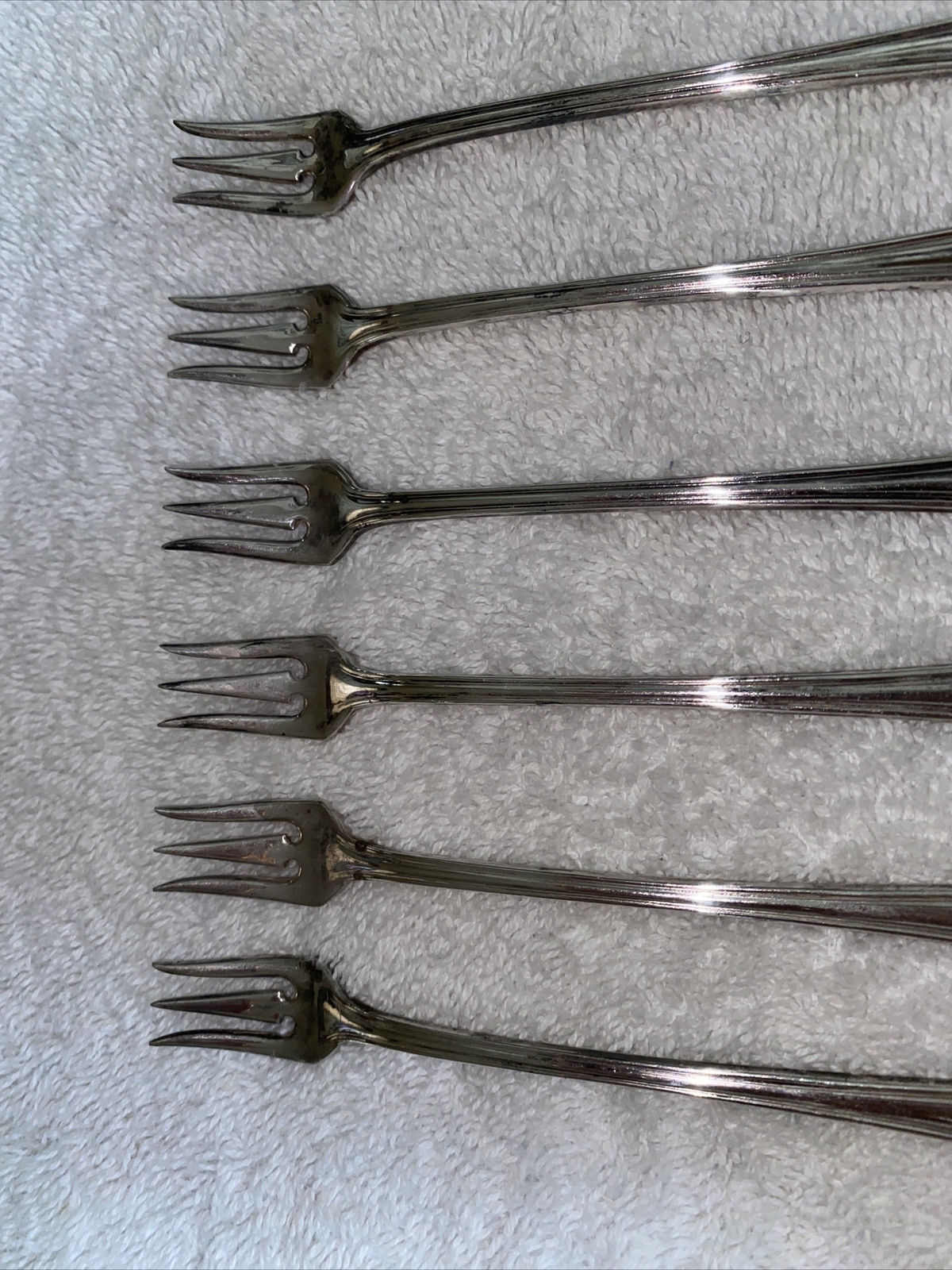 Community Silver “TRIPLE PLUS” Cocktail Seafood Olive Forks Set Of 6 Initial D
