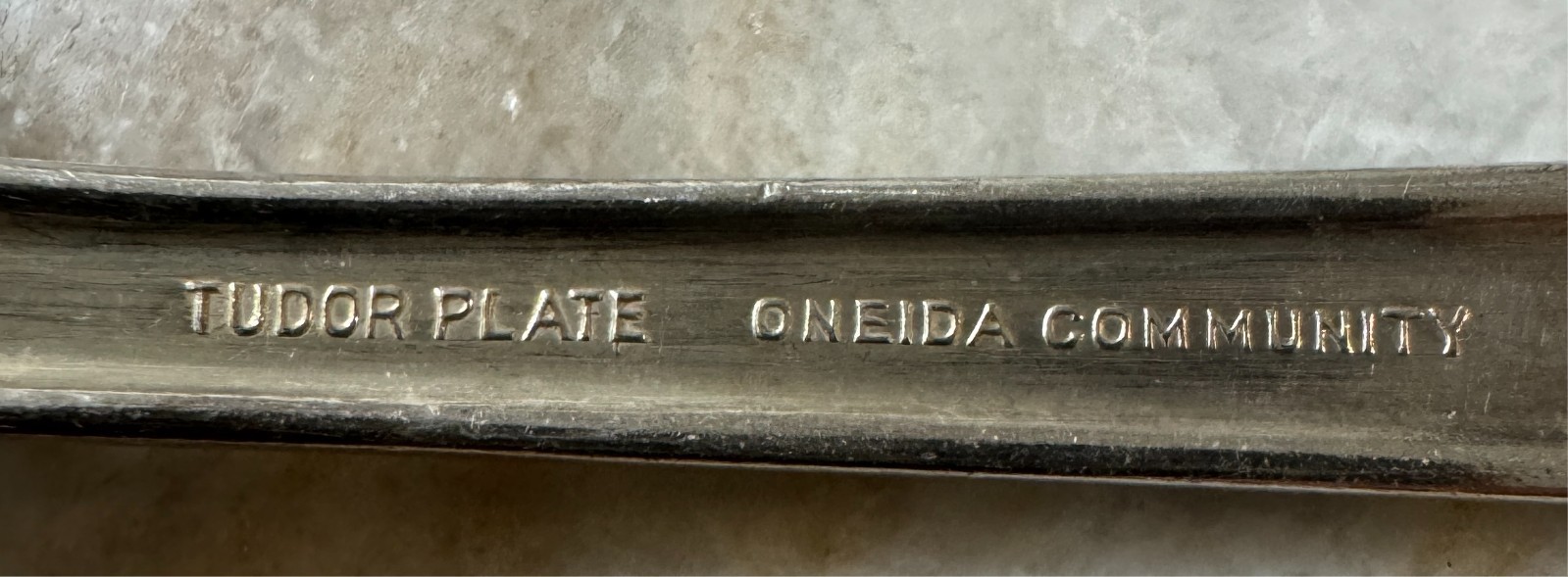 Tablespoon (Serving Spoon) Friendship-Medality silverplate 1932 by Oneida Silver