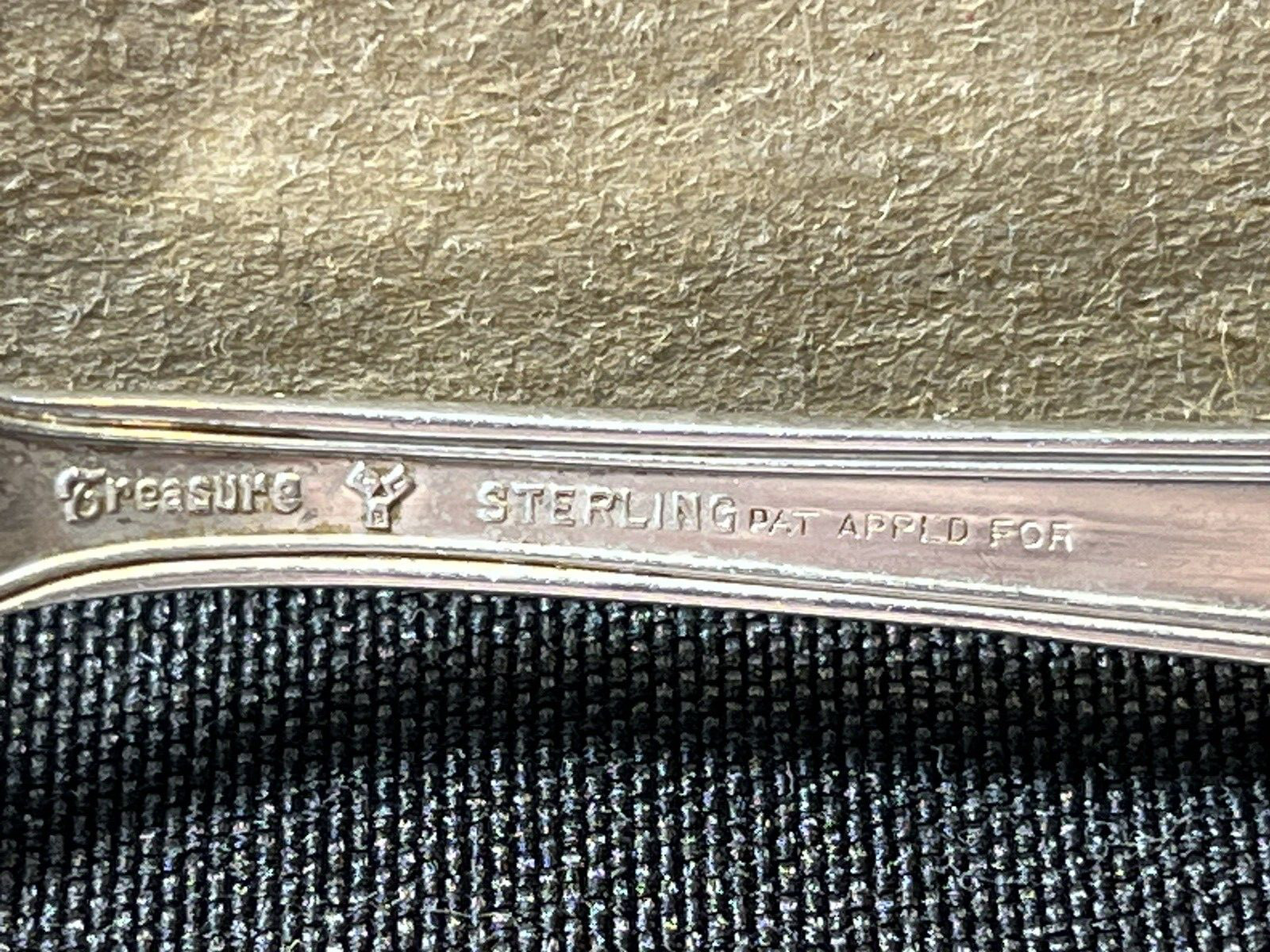 Lunt Sterling Silver Teaspoon William & Mary Monogrammed 18 Grams. ML