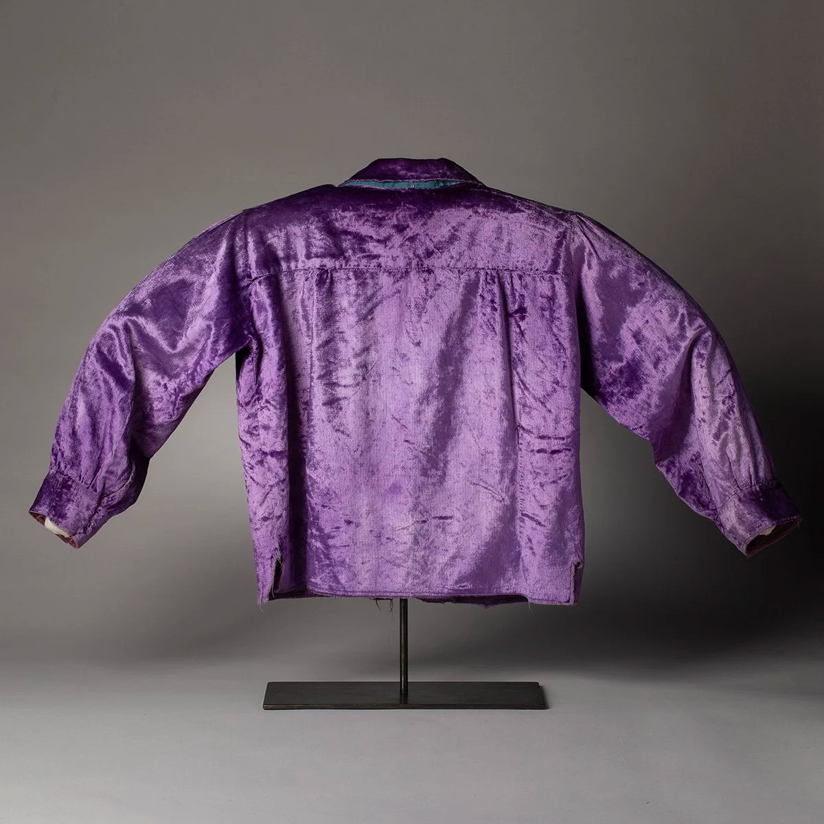 Fine 1920s Navajo Velvet Women’s Blouse