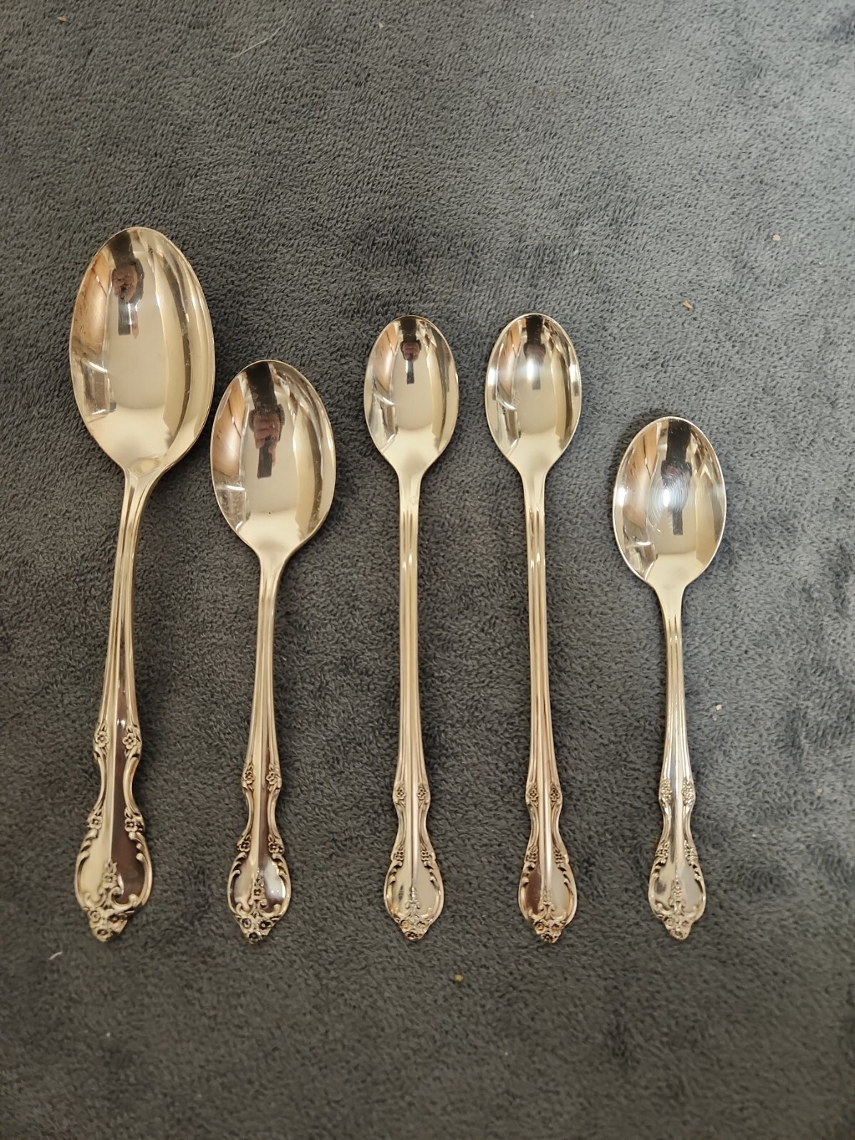 Rogers Bro Southern Splendor Silverplate 5 spoons Reinforced Plate IS