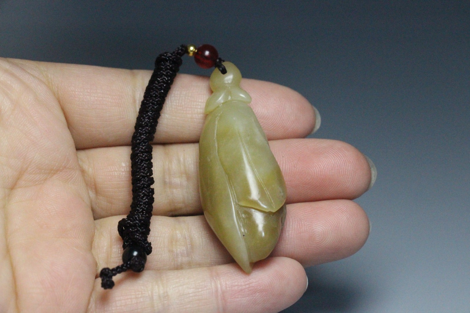 Chinese Hand-Carved Natural Hetian Jade Caramel Magnolia Flower Pendant Statues