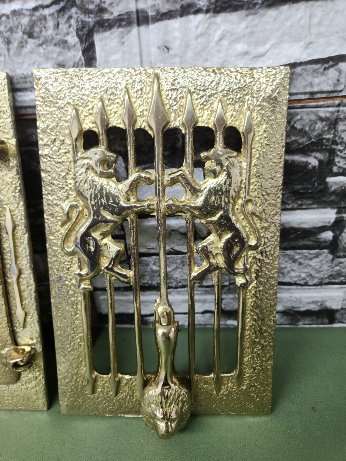 Vintage Lions Brass Speakeasy With Door Knocker And Peep Hole Complete Set New